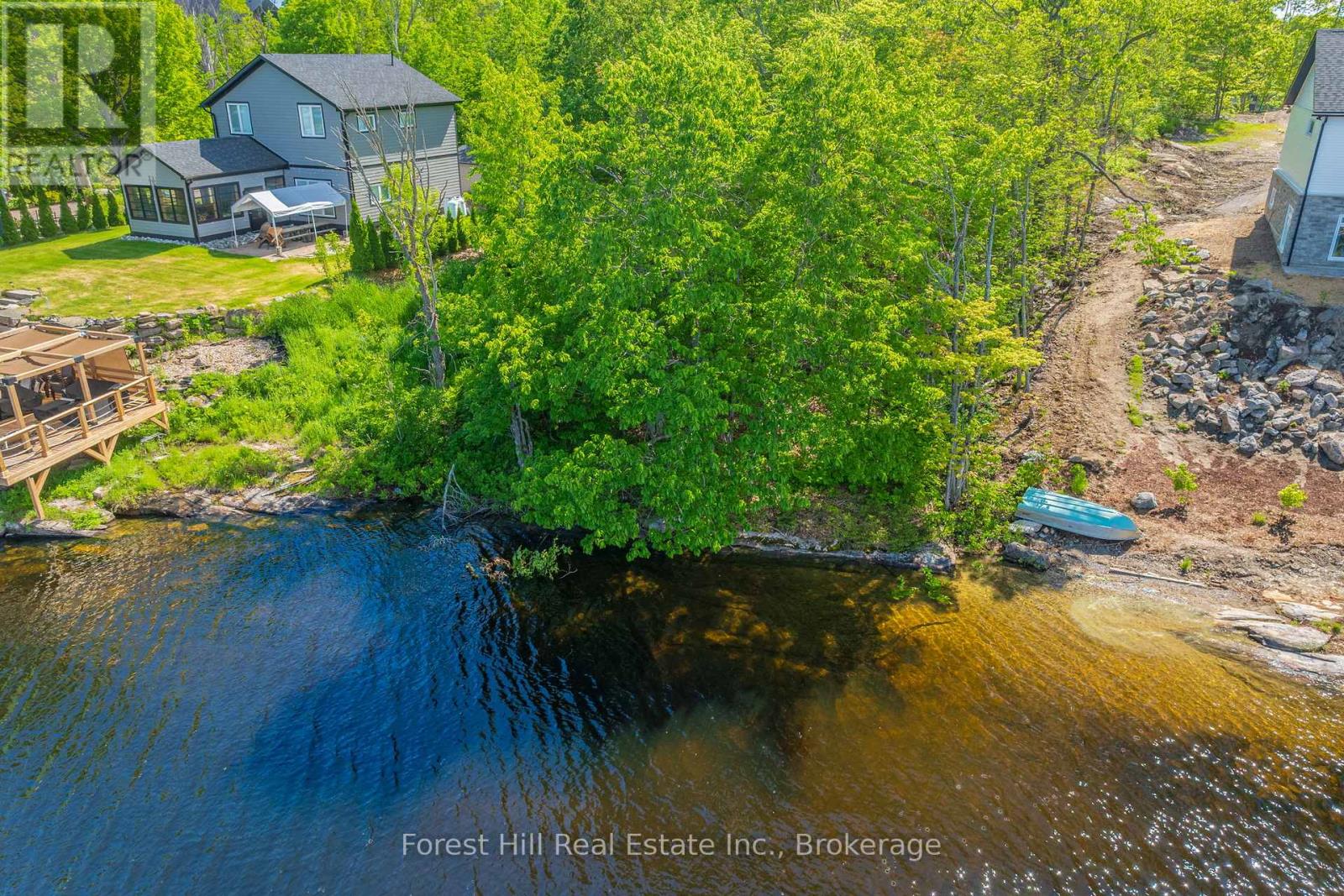 18 Hawkins Point Road, Georgian Bay, Ontario P0C 1A0 - Photo 13 - X13695026