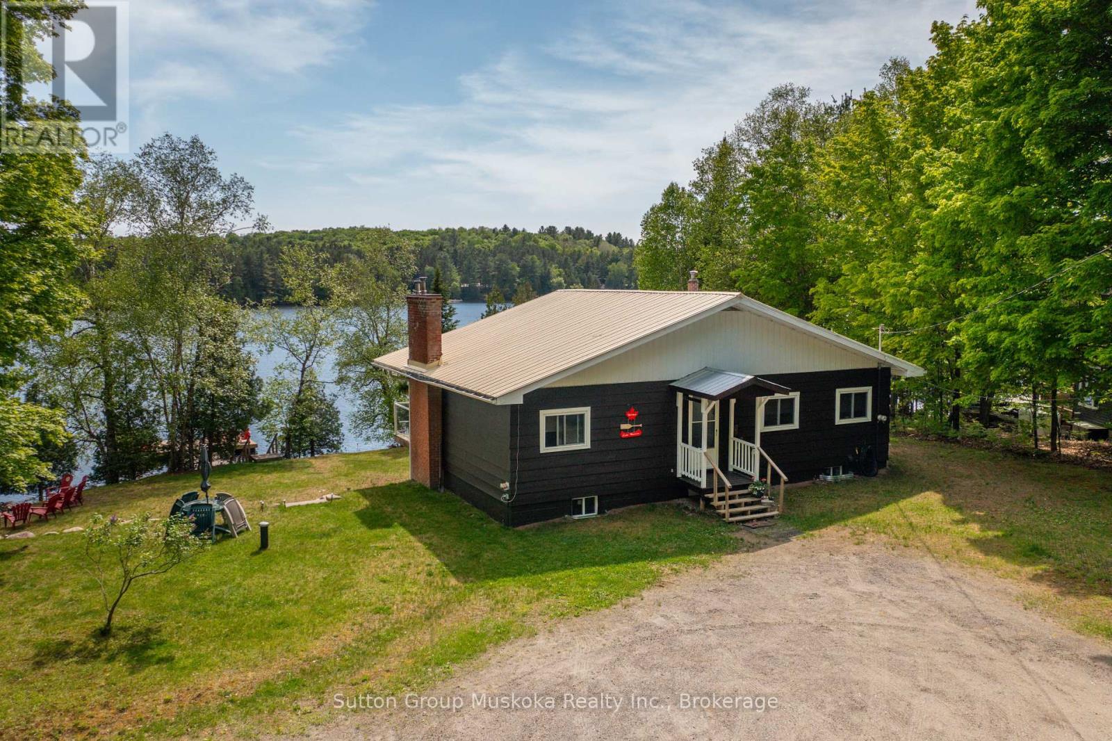 562 And 568 East Waseosa Lake Road, Huntsville, Ontario  P1H 2J4 - Photo 1 - X13705456