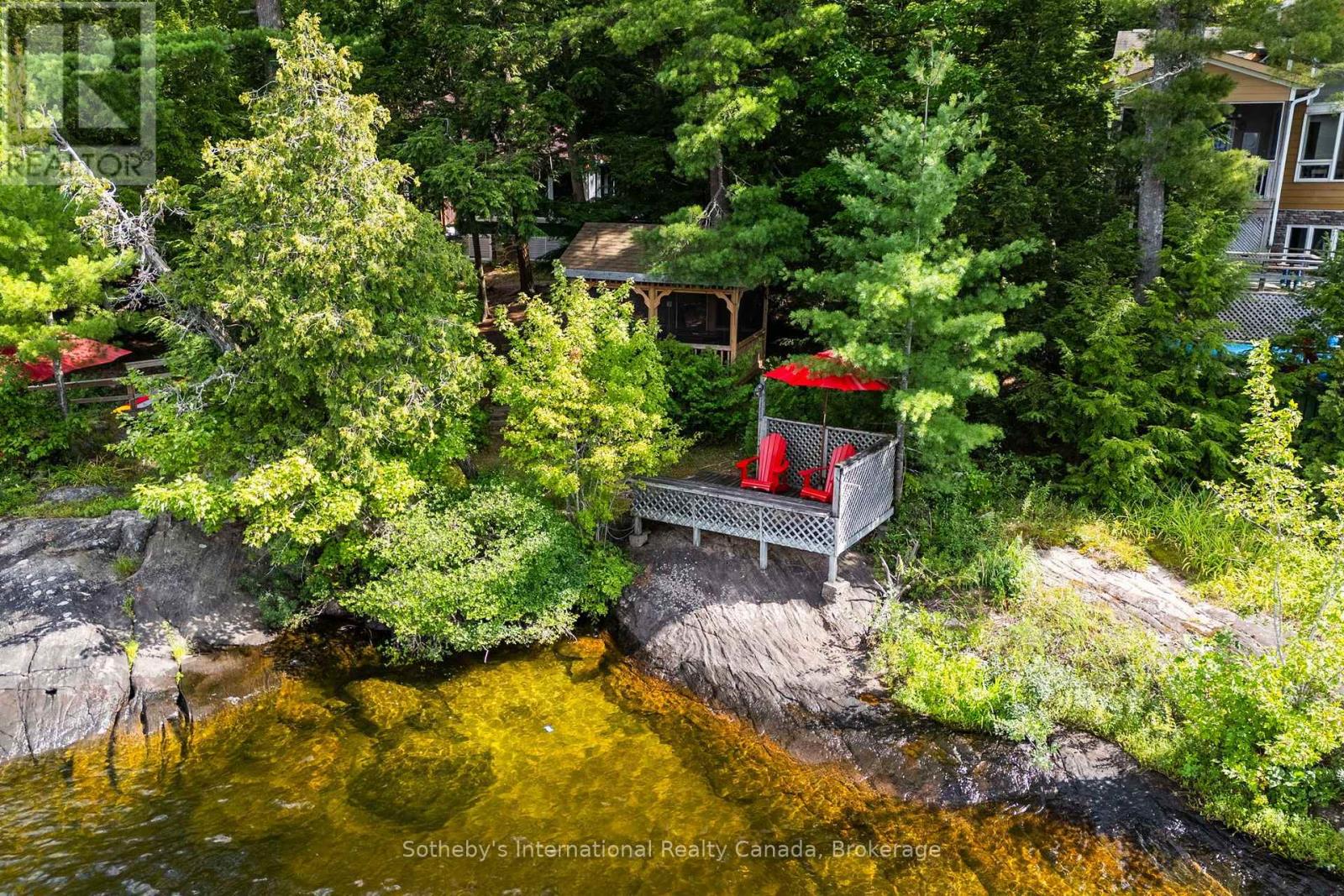 1061 Hurling Point Road, Muskoka Lakes, Ontario  P0C 1A0 - Photo 5 - X13706136