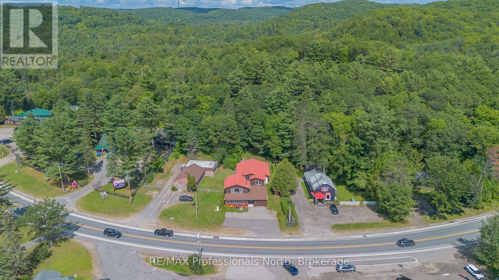2831 60 Highway, Lake Of Bays, Ontario  P0A 1H0 - Photo 2 - X13712000