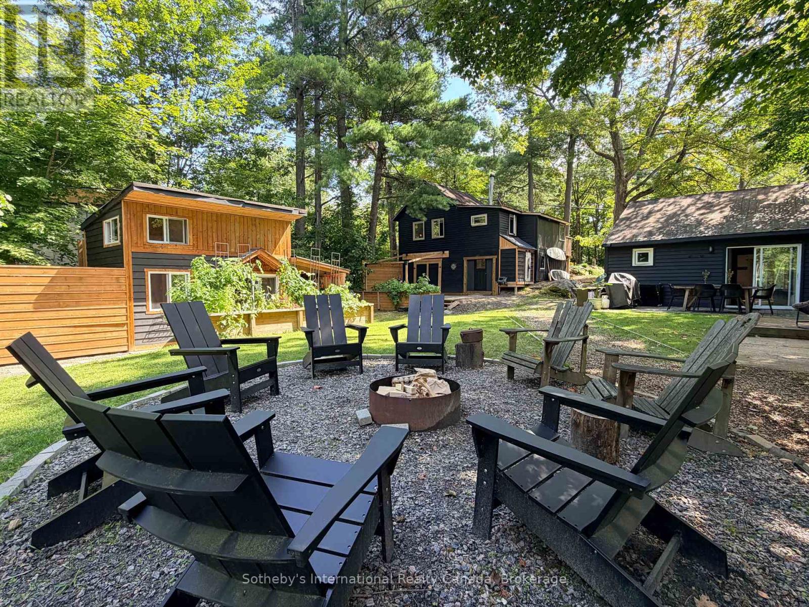 1209 North Kahshe Lake Road, Gravenhurst, Ontario  P0E 1G0 - Photo 1 - X13712084