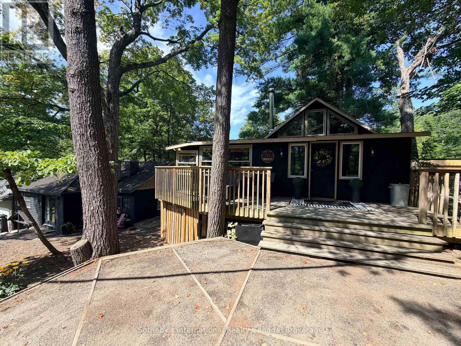 1209 North Kahshe Lake Road, Gravenhurst, Ontario  P0E 1G0 - Photo 2 - X13712084