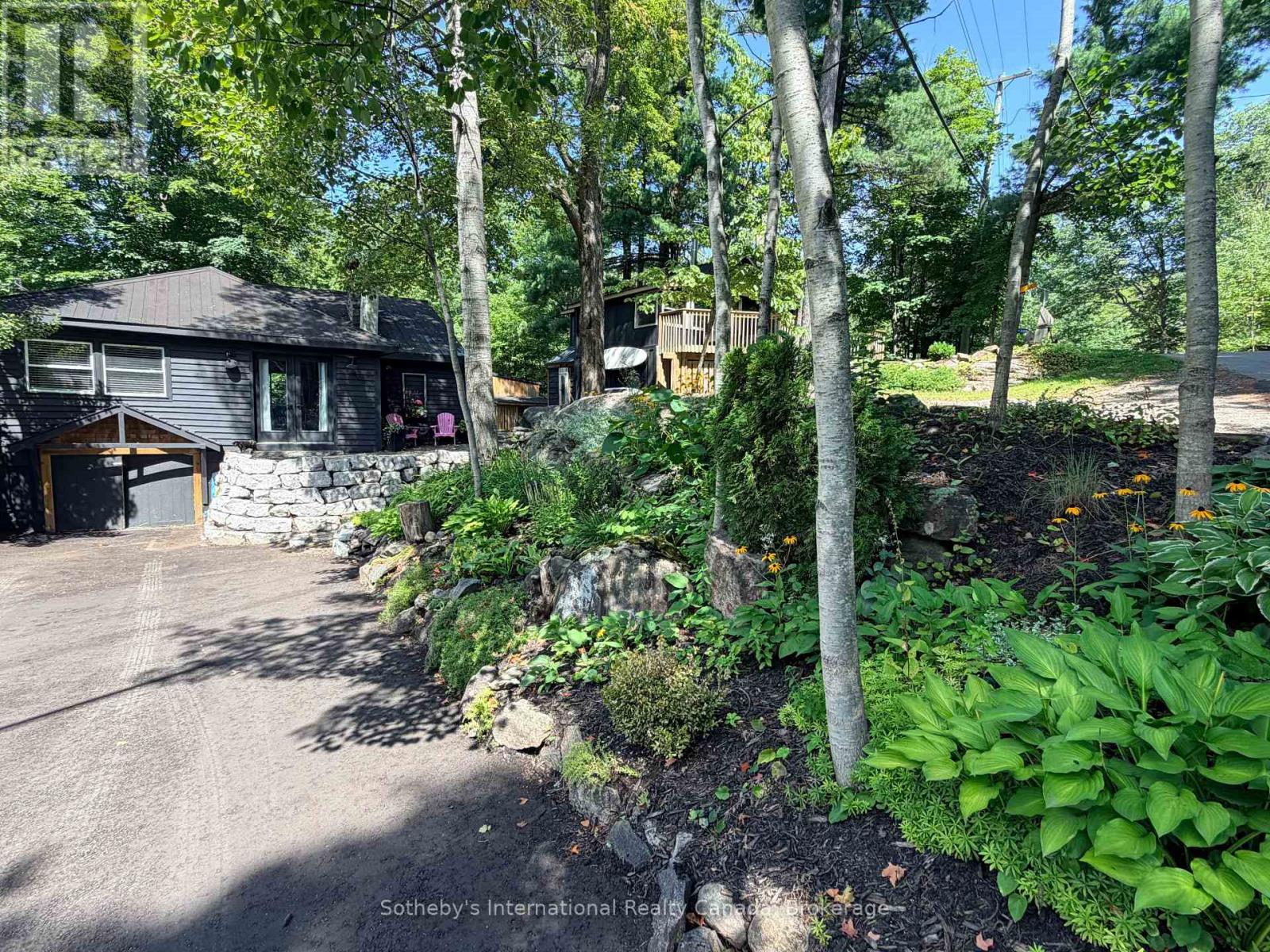 1209 North Kahshe Lake Road, Gravenhurst, Ontario  P0E 1G0 - Photo 4 - X13712084