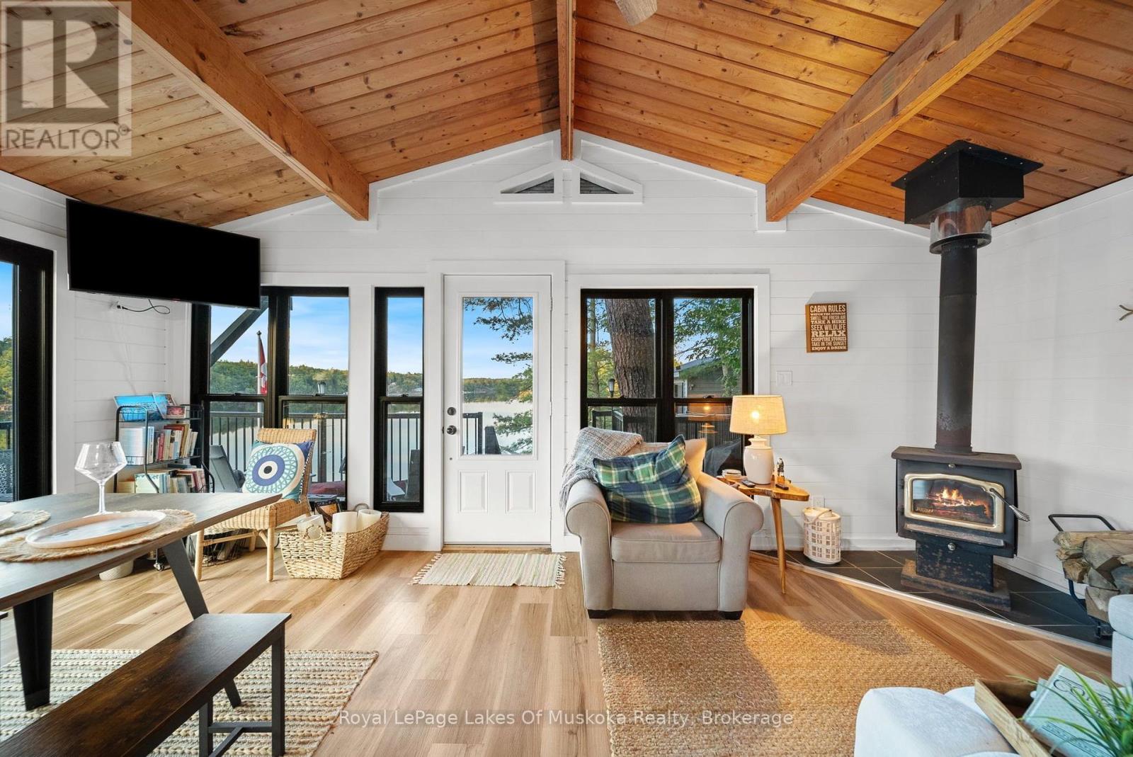 3102 Twelve Mile Bay Road, Georgian Bay, Ontario P0C 1H0 - Photo 25 - X13713442
