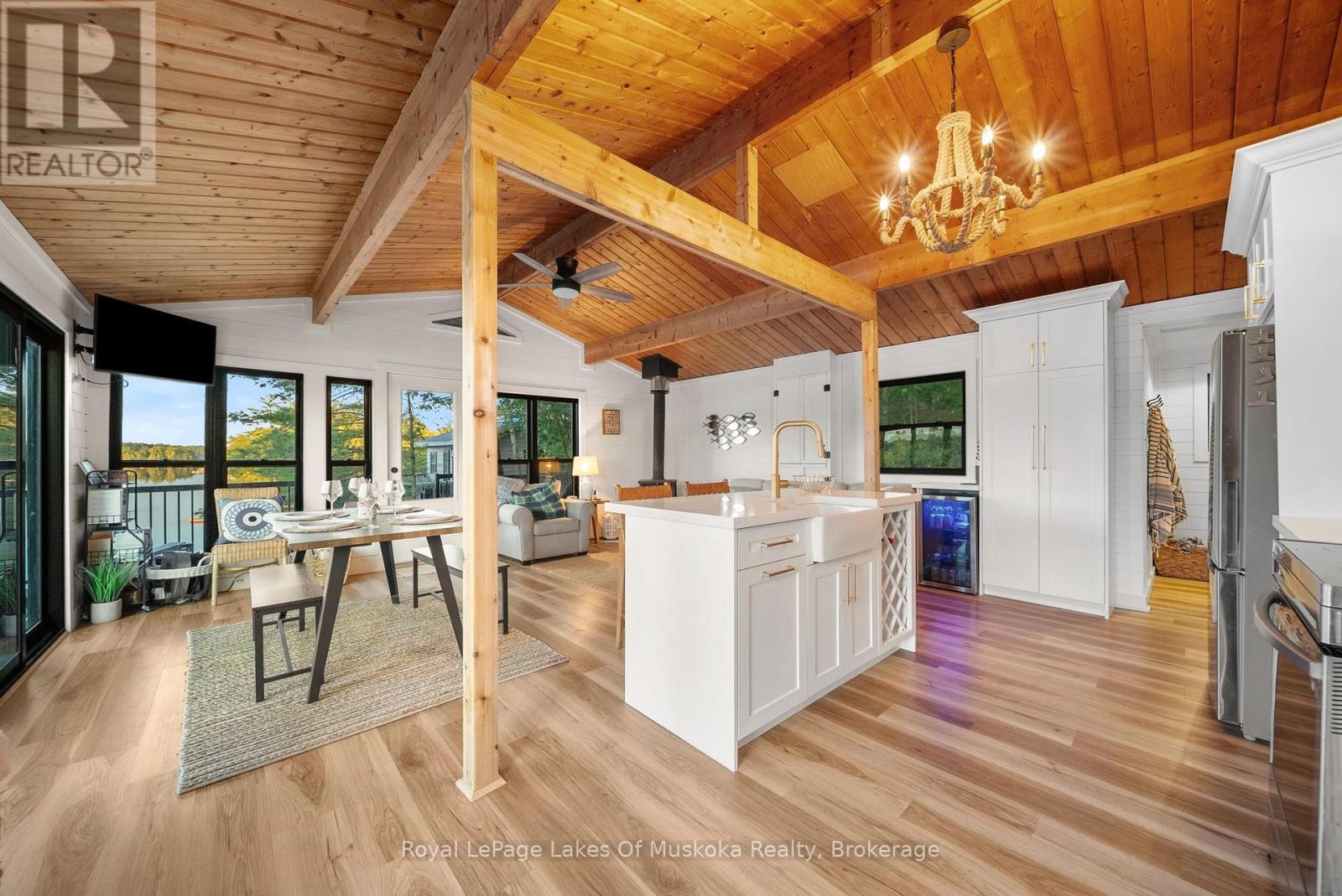 3102 Twelve Mile Bay Road, Georgian Bay, Ontario P0C 1H0 - Photo 32 - X13713442
