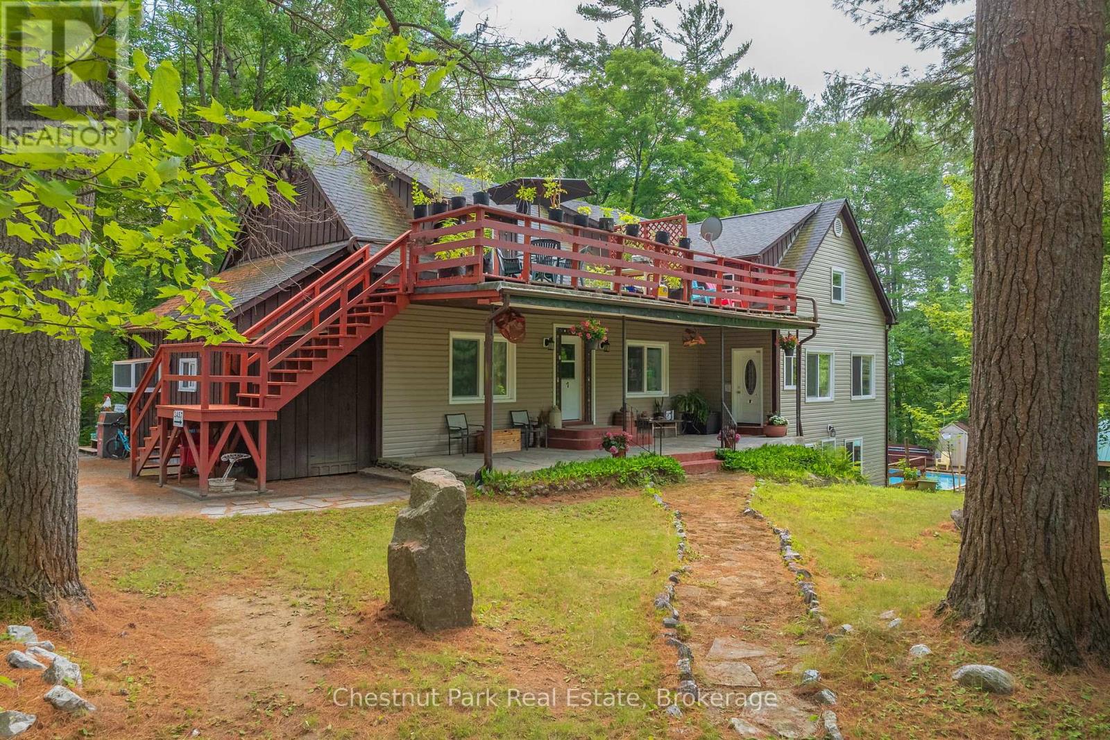 869 Muskoka Road 10, Huntsville, Ontario  P0B 1L0 - Photo 2 - X13717526