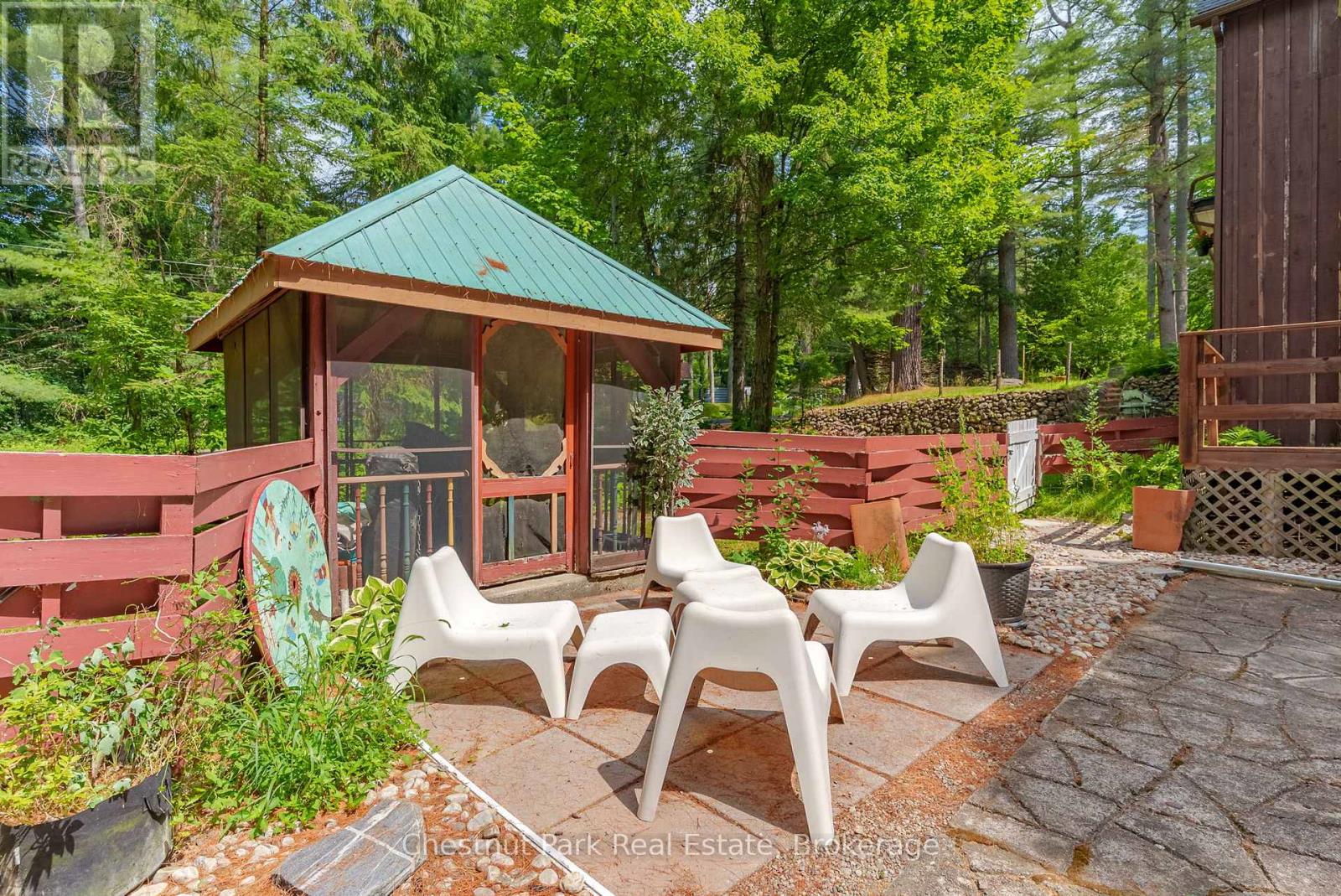869 Muskoka Road 10, Huntsville, Ontario  P0B 1L0 - Photo 7 - X13717526