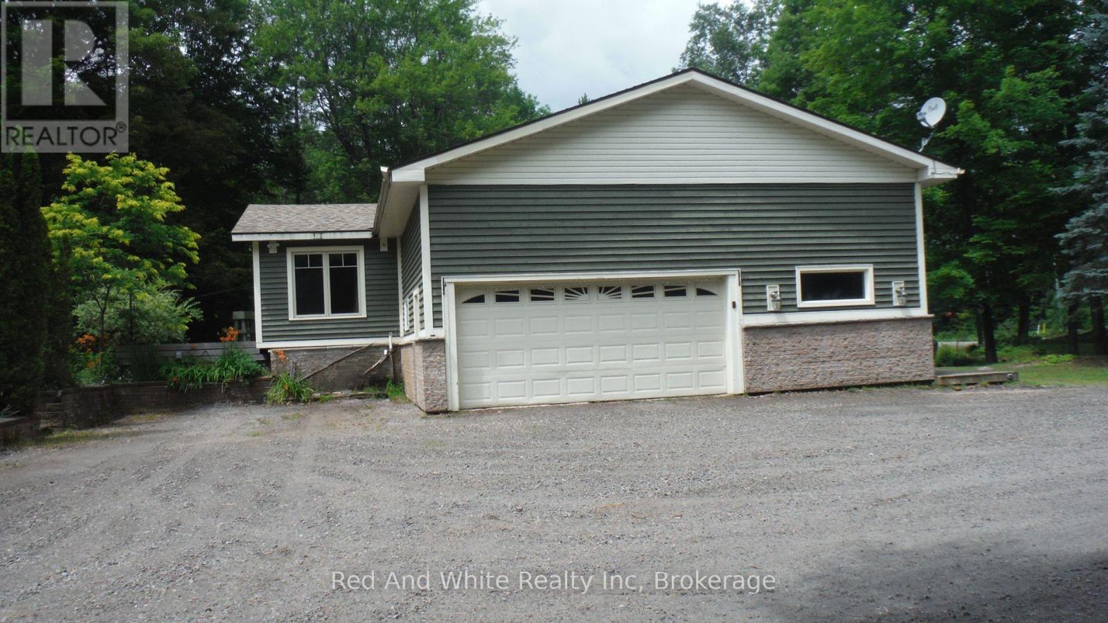 708 141 Hwy Highway, Seguin, Ontario P0A 1J0 - Photo 3 - X13718146