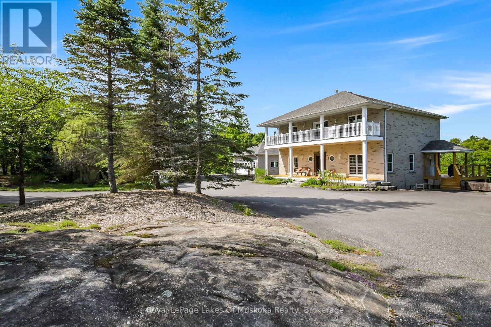 1039 Ziska Road, Bracebridge, Ontario  P1L 1W8 - Photo 2 - X13719392