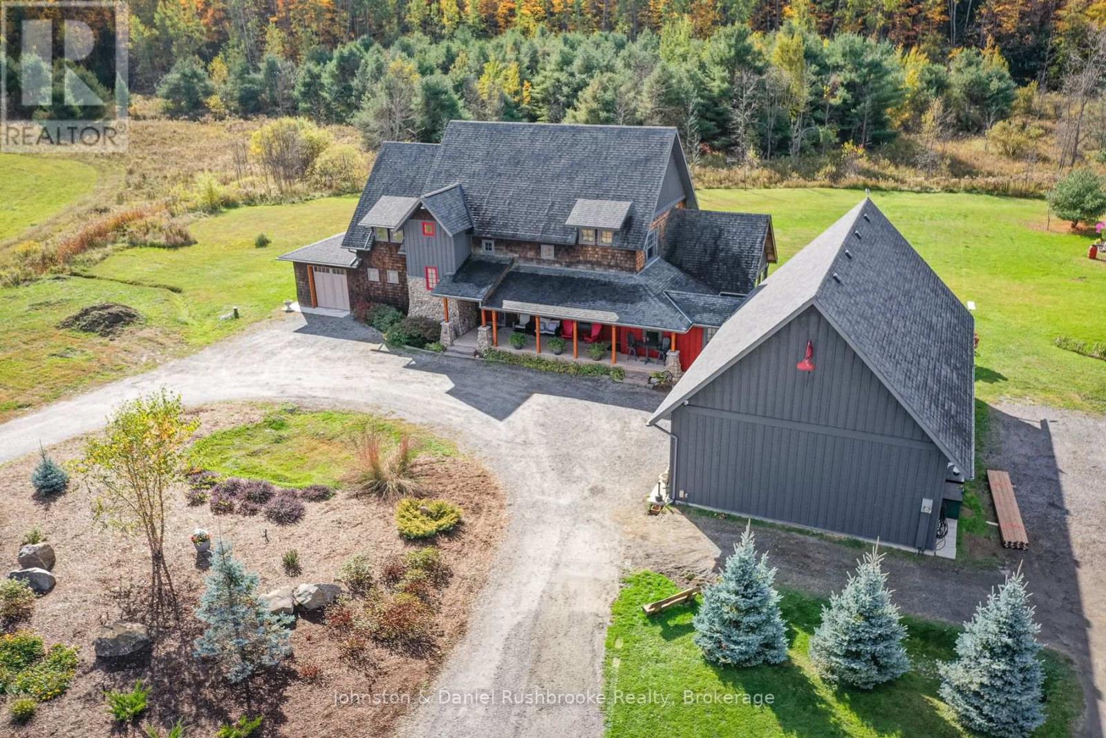1422 Muskoka Rd 118 Road W, Bracebridge, Ontario  P1L 1W8 - Photo 1 - X13722118