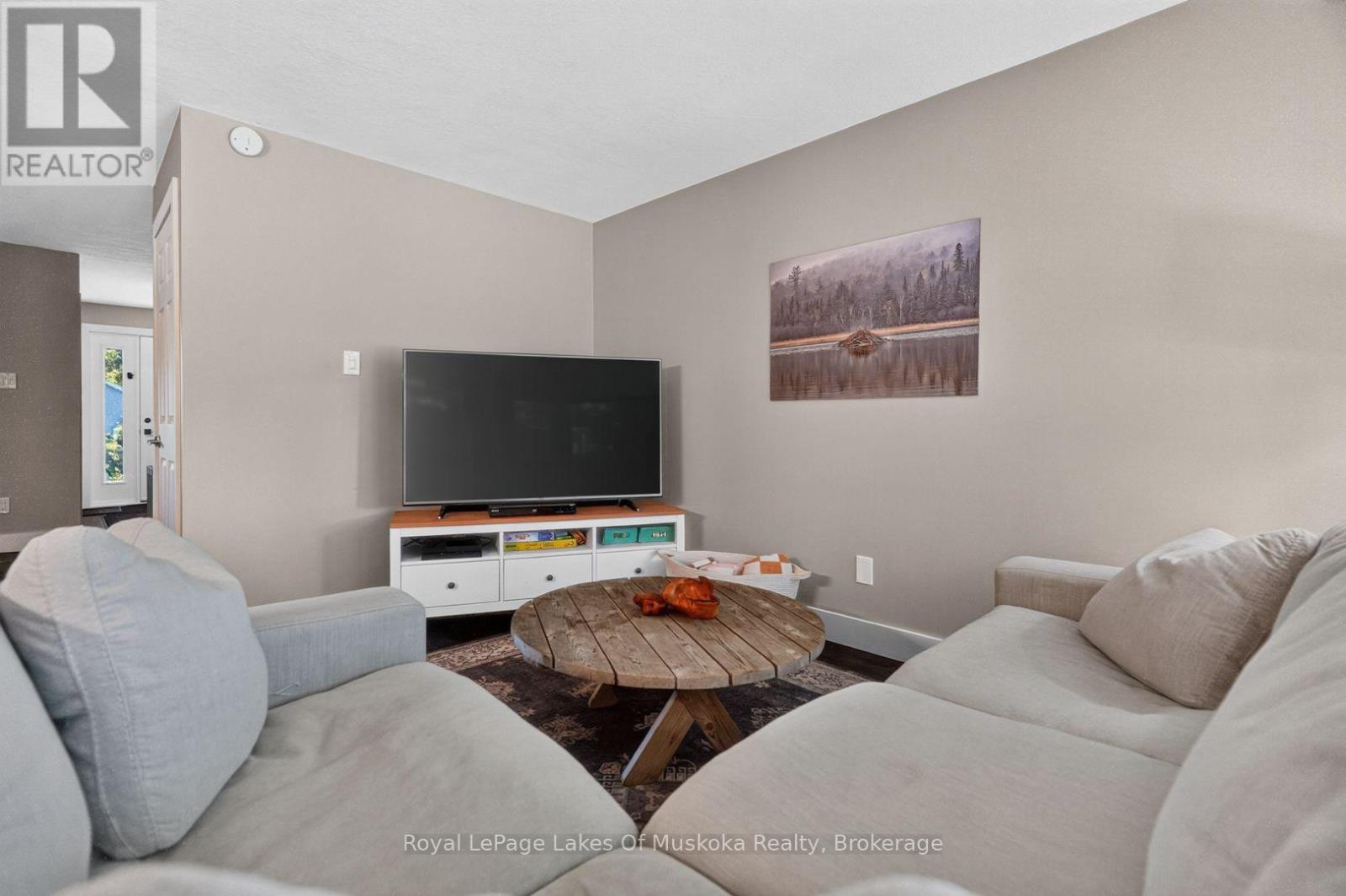 570 John Street S, Gravenhurst, Ontario P1P 1J9 - Photo 14 - X13723356