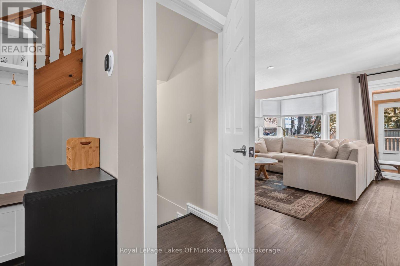 570 John Street S, Gravenhurst, Ontario P1P 1J9 - Photo 30 - X13723356
