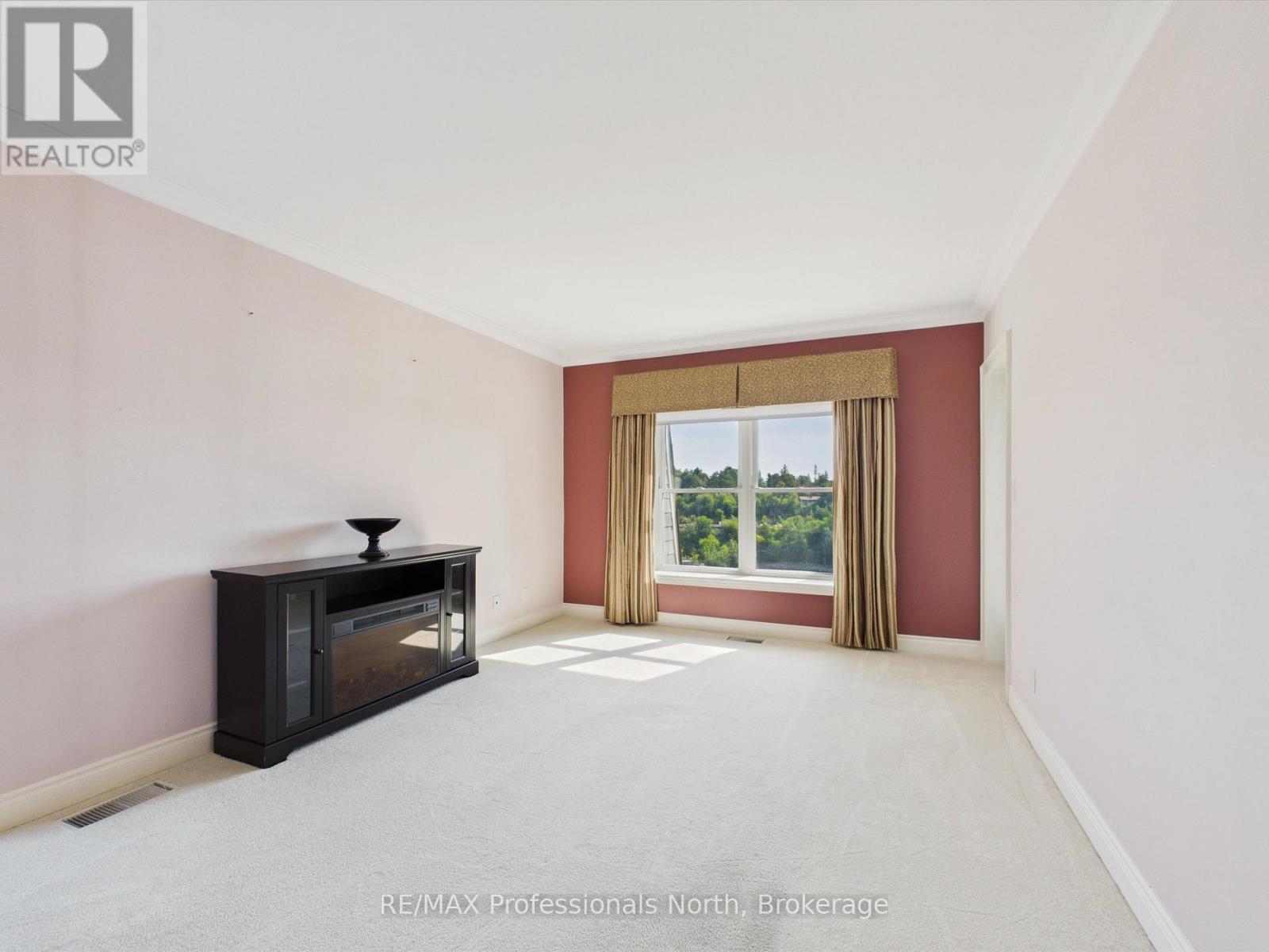 501 - 10a Kimberley Avenue, Bracebridge, Ontario  P1L 0A4 - Photo 6 - X13728046