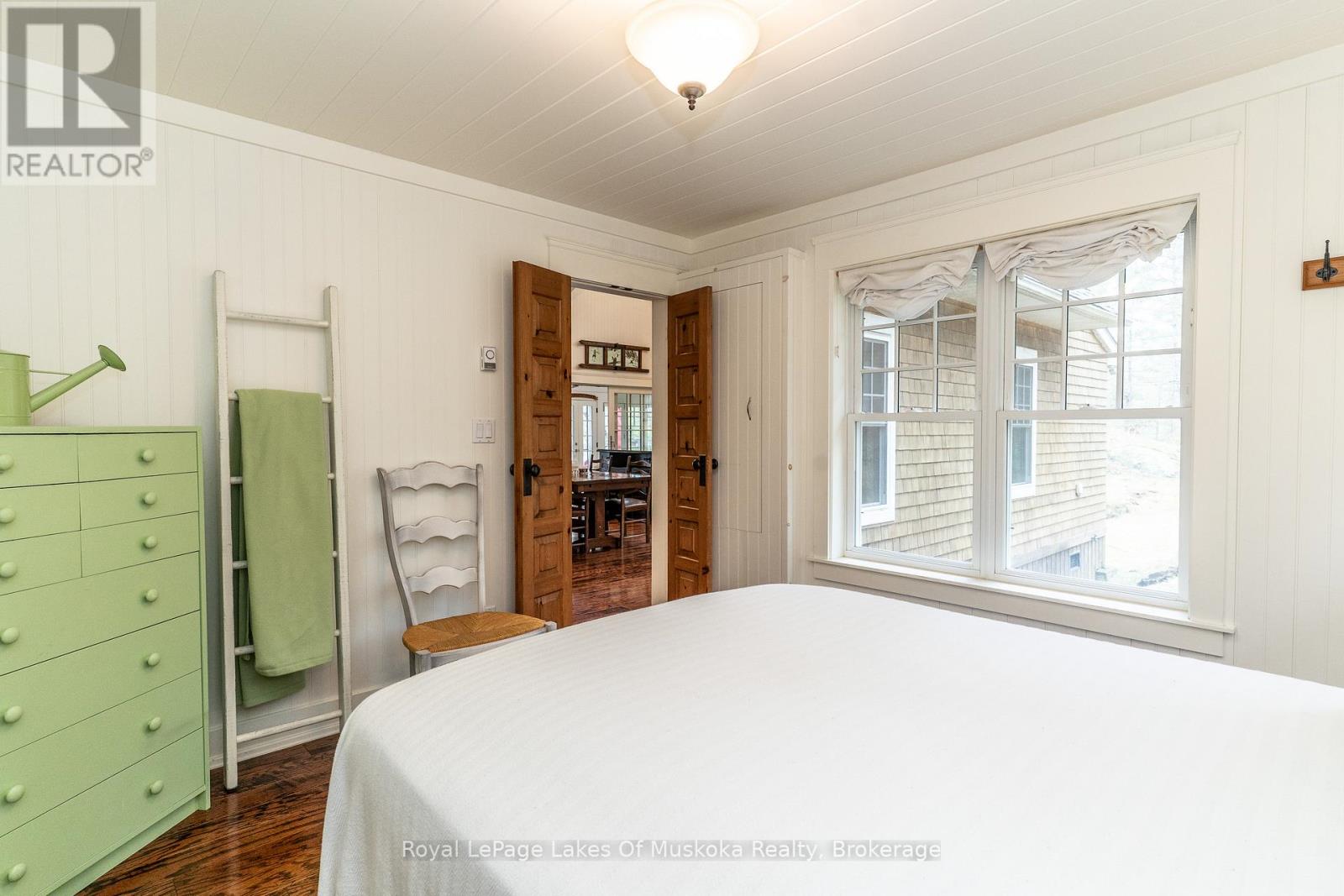 27 Island 2ml, Gravenhurst, Ontario  P0E 1G0 - Photo 21 - X13736048