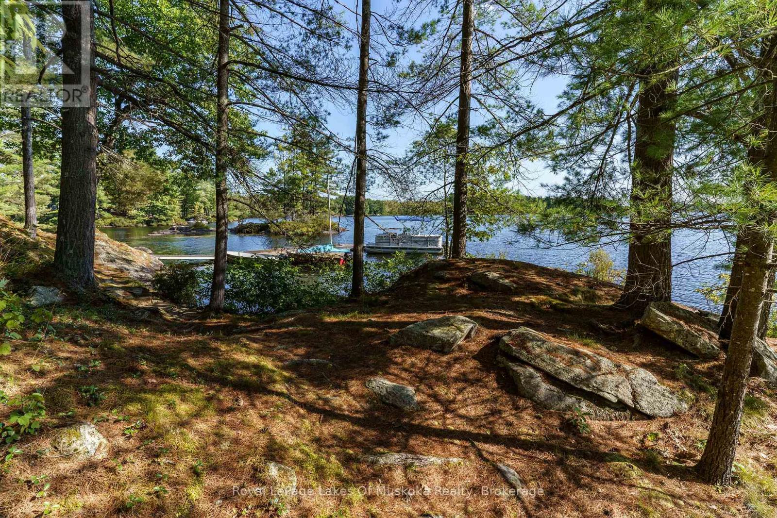 27 Island 2ml, Gravenhurst, Ontario  P0E 1G0 - Photo 37 - X13736048