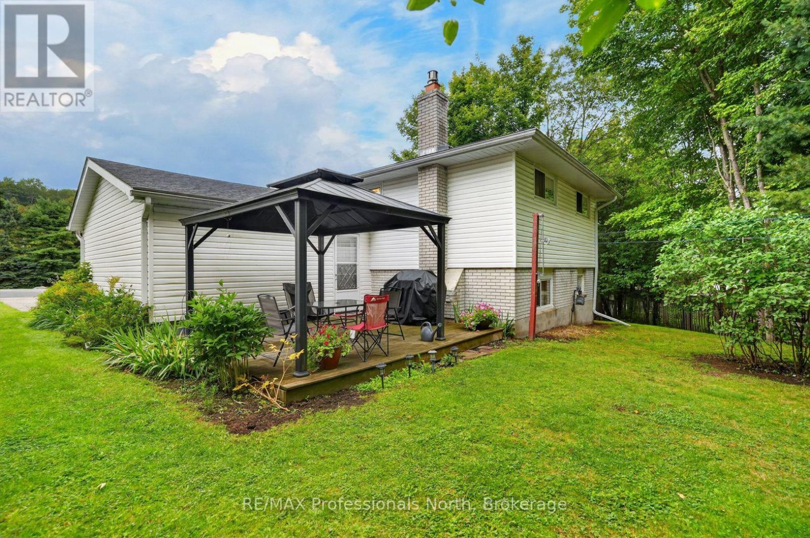 12 Anthony Court, Huntsville, Ontario P1H 1T2 - Photo 4 - X13736328