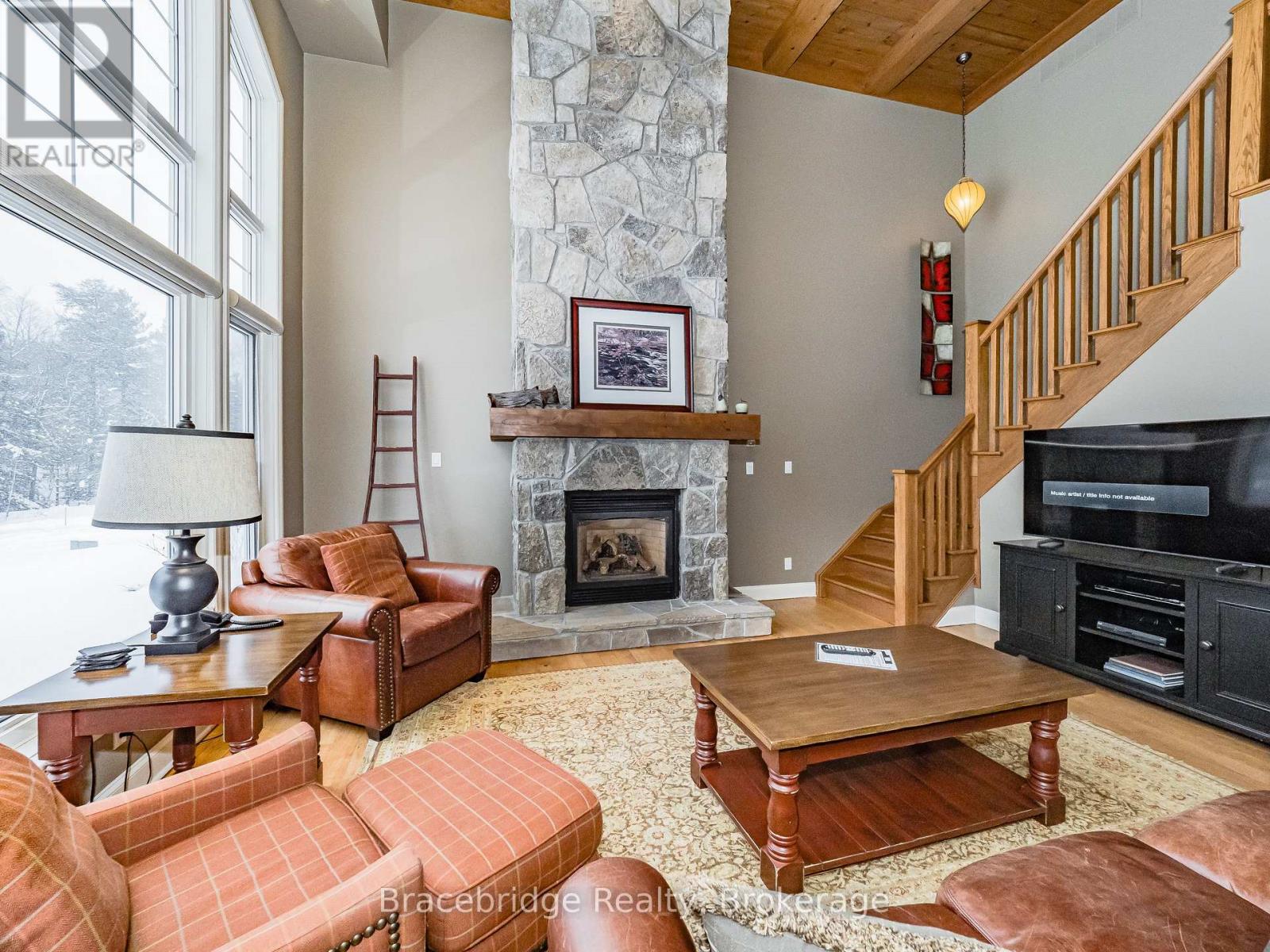 Sandfield 5 W10 - 3876 Muskoka Rd 118 Highway W, Muskoka Lakes, Ontario  P0B 1J0 - Photo 3 - X13738310
