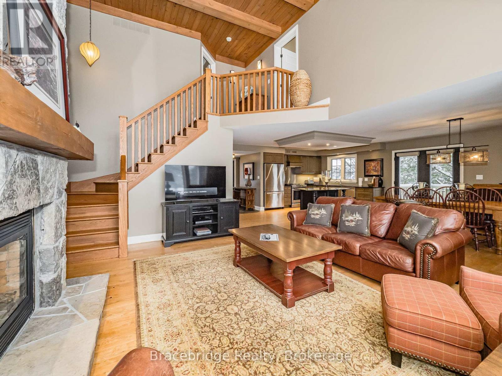Sandfield 5 W10 - 3876 Muskoka Rd 118 Highway W, Muskoka Lakes, Ontario  P0B 1J0 - Photo 4 - X13738310