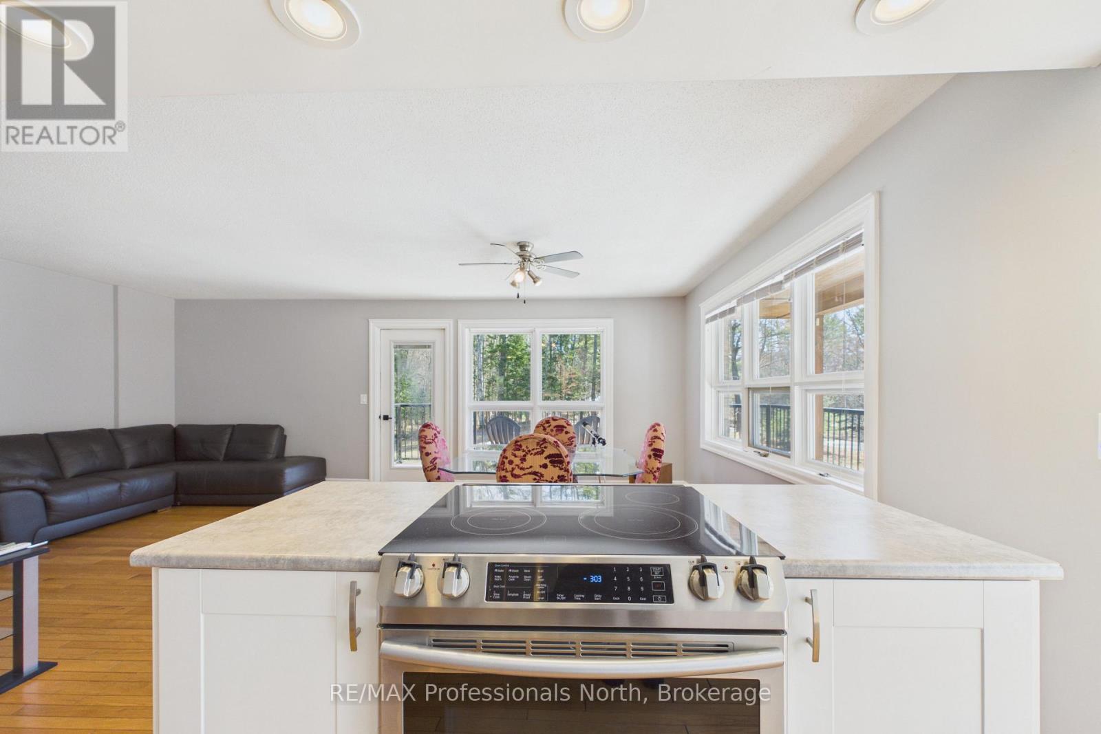 1196 Ravenscliffe Road, Huntsville, Ontario  P1H 0J3 - Photo 34 - X13739768