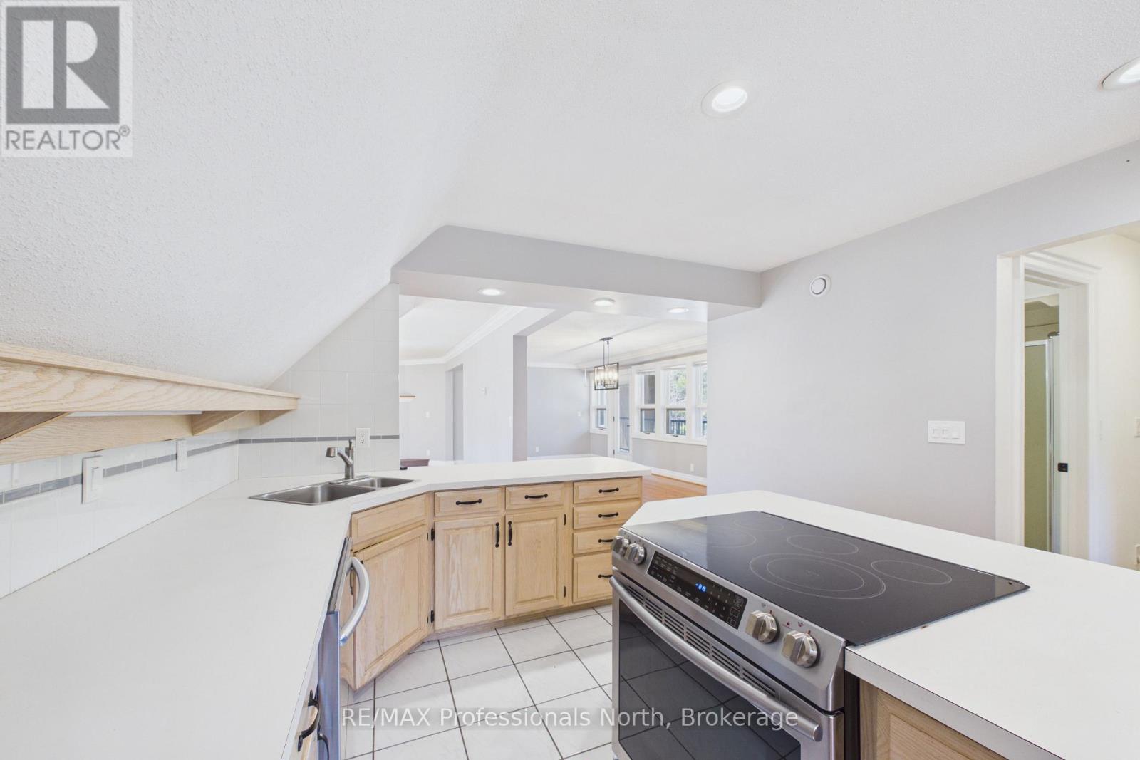 1196 Ravenscliffe Road, Huntsville, Ontario  P1H 0J3 - Photo 47 - X13739768