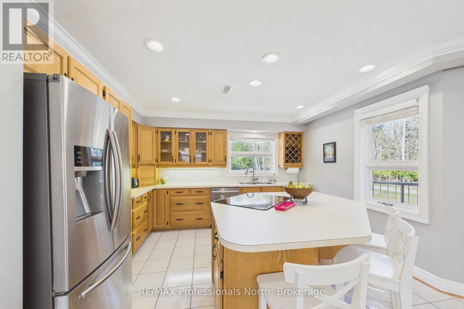 1196 Ravenscliffe Road, Huntsville, Ontario  P1H 0J3 - Photo 8 - X13739768