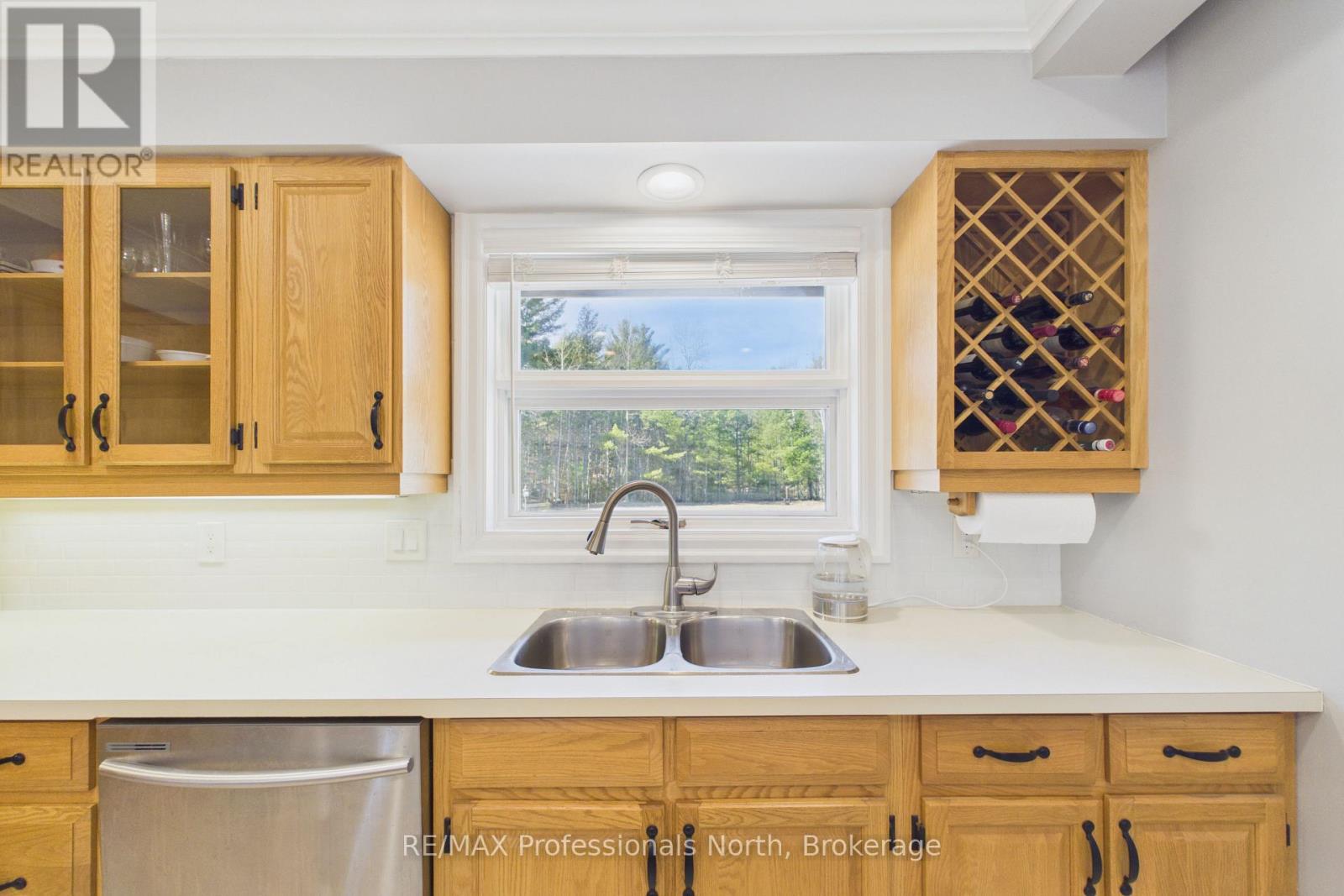 1196 Ravenscliffe Road, Huntsville, Ontario  P1H 0J3 - Photo 9 - X13739768