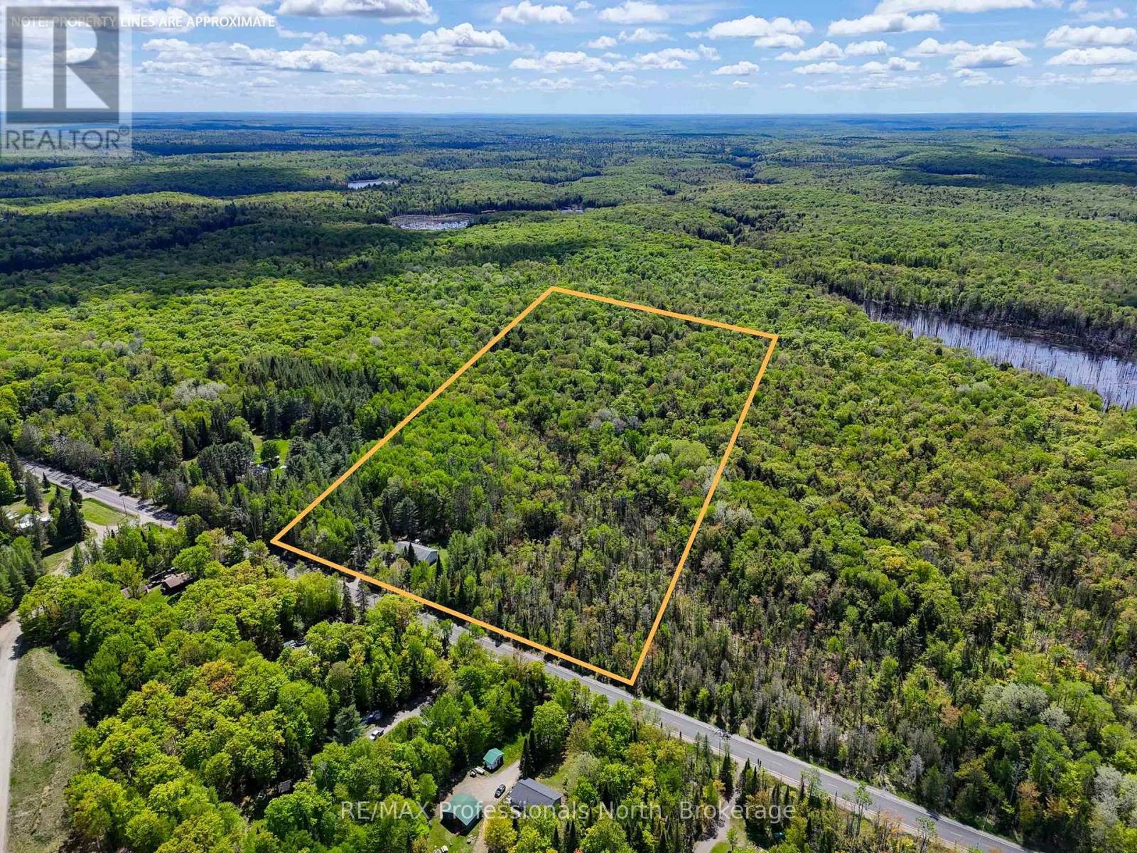 2593 Brunel Road, Huntsville, Ontario  P1H 2J3 - Photo 16 - X13742126
