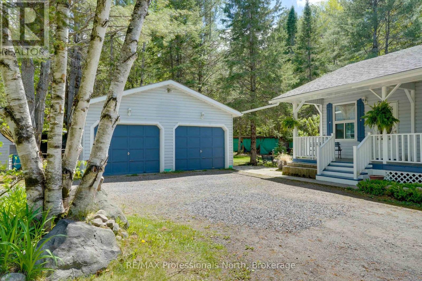 2593 Brunel Road, Huntsville, Ontario  P1H 2J3 - Photo 5 - X13742126
