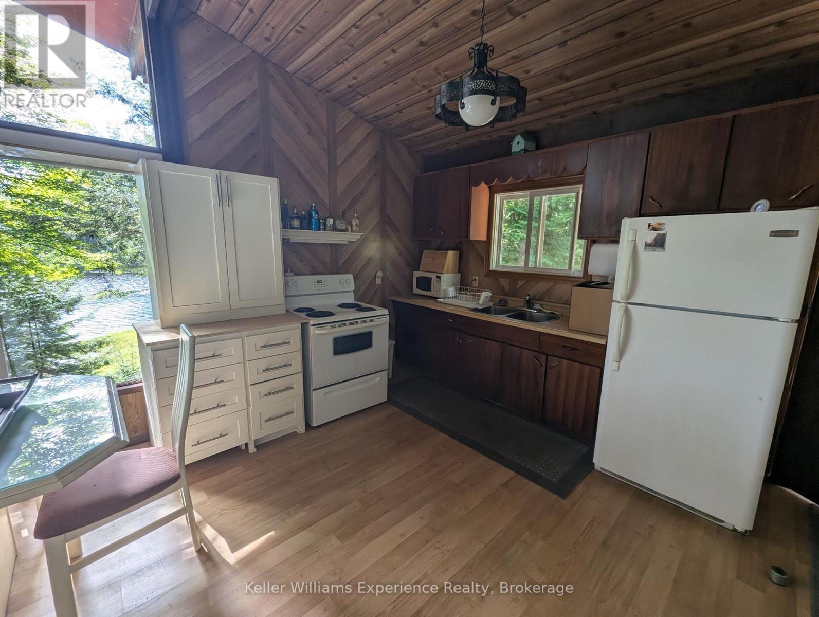 1235 Staunton Road Private, Bracebridge, Ontario  P1L 1X3 - Photo 10 - X13744696