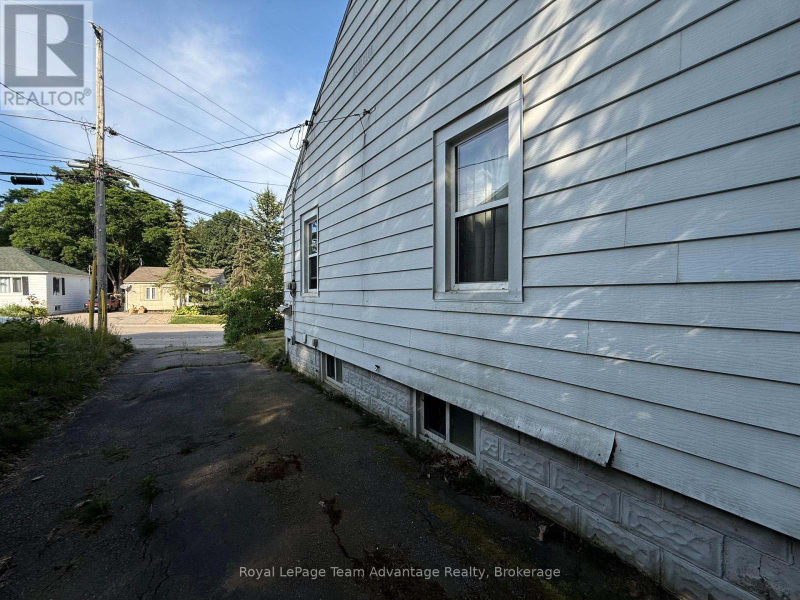 24 Hillcrest Avenue, Parry Sound, Ontario  P2A 1L4 - Photo 6 - X13744764