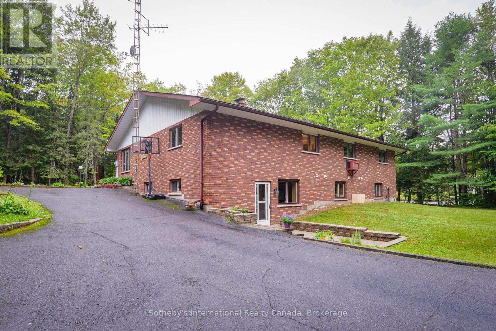 55 Denniss Drive, Bracebridge, Ontario  P1L 1W9 - Photo 4 - X13744992