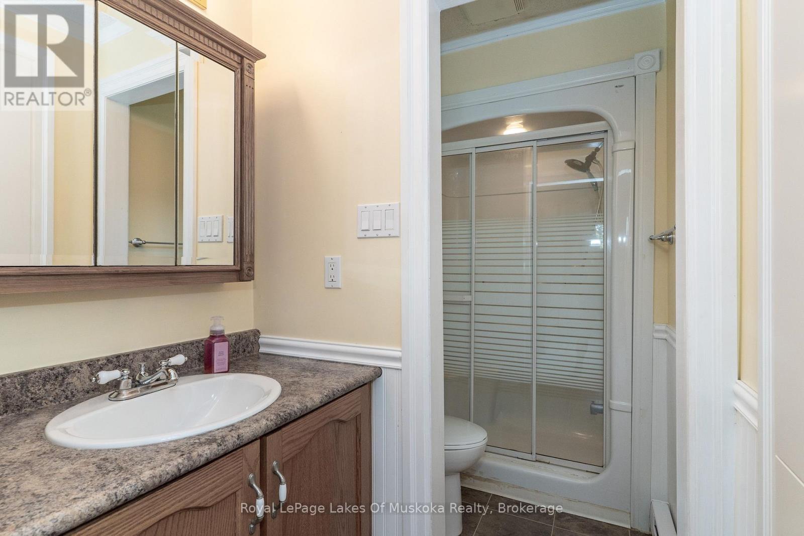 230 Lakeview Avenue, Gravenhurst, Ontario  P1P 1R4 - Photo 16 - X13746848