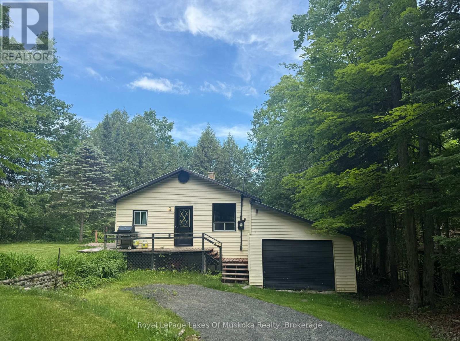 1046 River Haven Road, Bracebridge, Ontario  P1L 1X1 - Photo 1 - X13749056