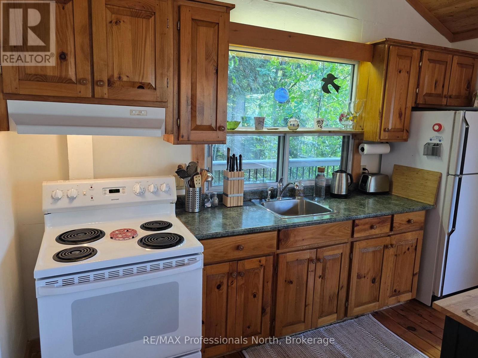 1258-2 Windermere Road, Muskoka Lakes, Ontario  P0B 1M0 - Photo 9 - X13750028