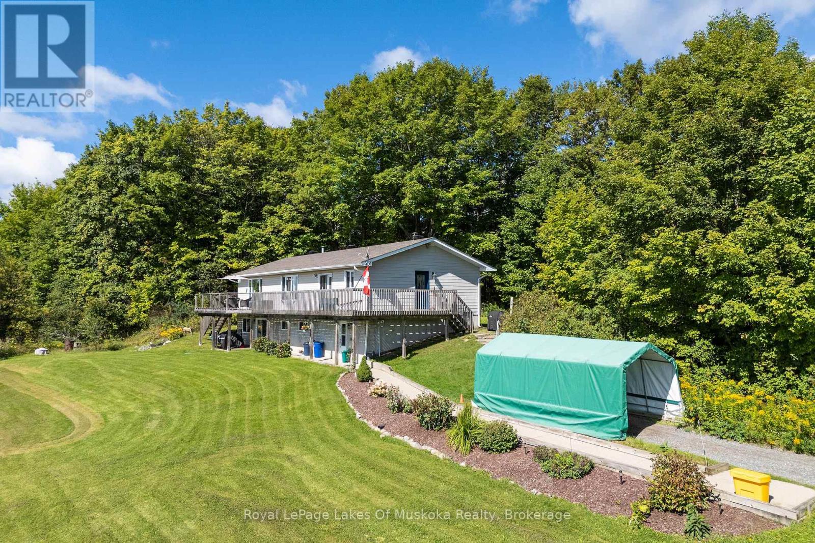 382 60 Highway, Huntsville, Ontario  P1H 1B5 - Photo 1 - X13752834