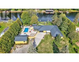 1082 BEAUMONT FARM ROAD, Bracebridge, Ontario