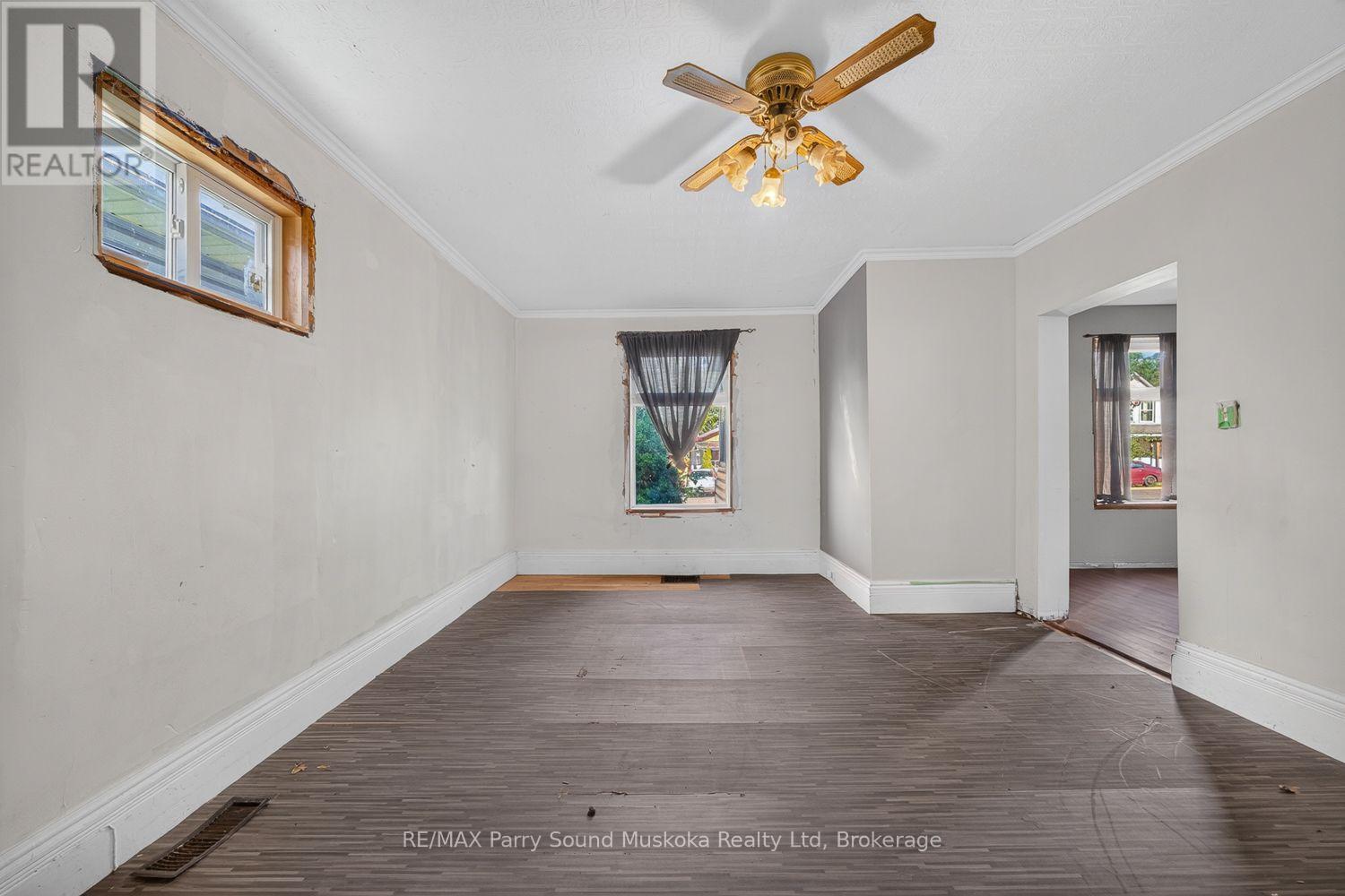 5 Wakefield Street, Parry Sound, Ontario P2A 2V2 - Photo 17 - X13755138