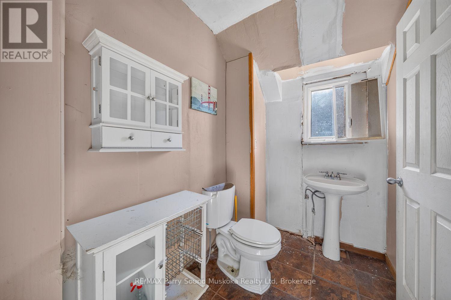 5 Wakefield Street, Parry Sound, Ontario P2A 2V2 - Photo 25 - X13755138