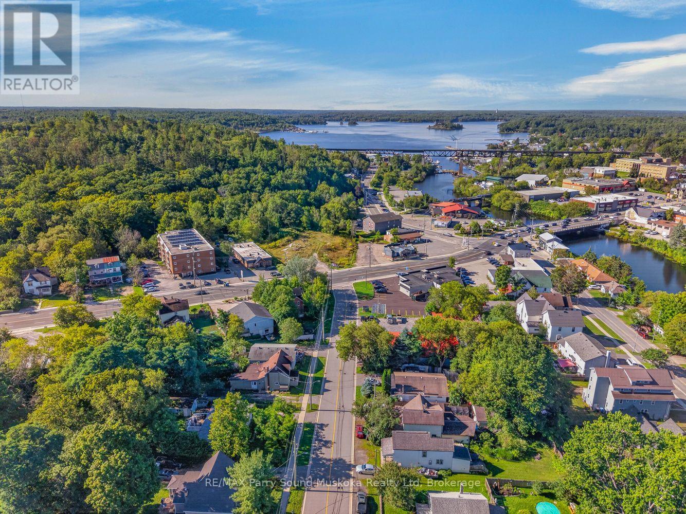 5 Wakefield Street, Parry Sound, Ontario P2A 2V2 - Photo 6 - X13755138