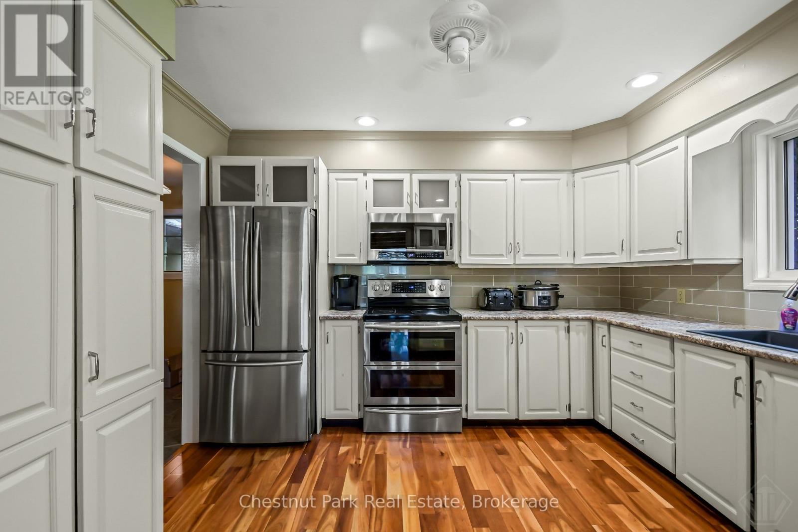 1019 Maplewood Road W, Bracebridge, Ontario  P1L 1W8 - Photo 8 - X13756862