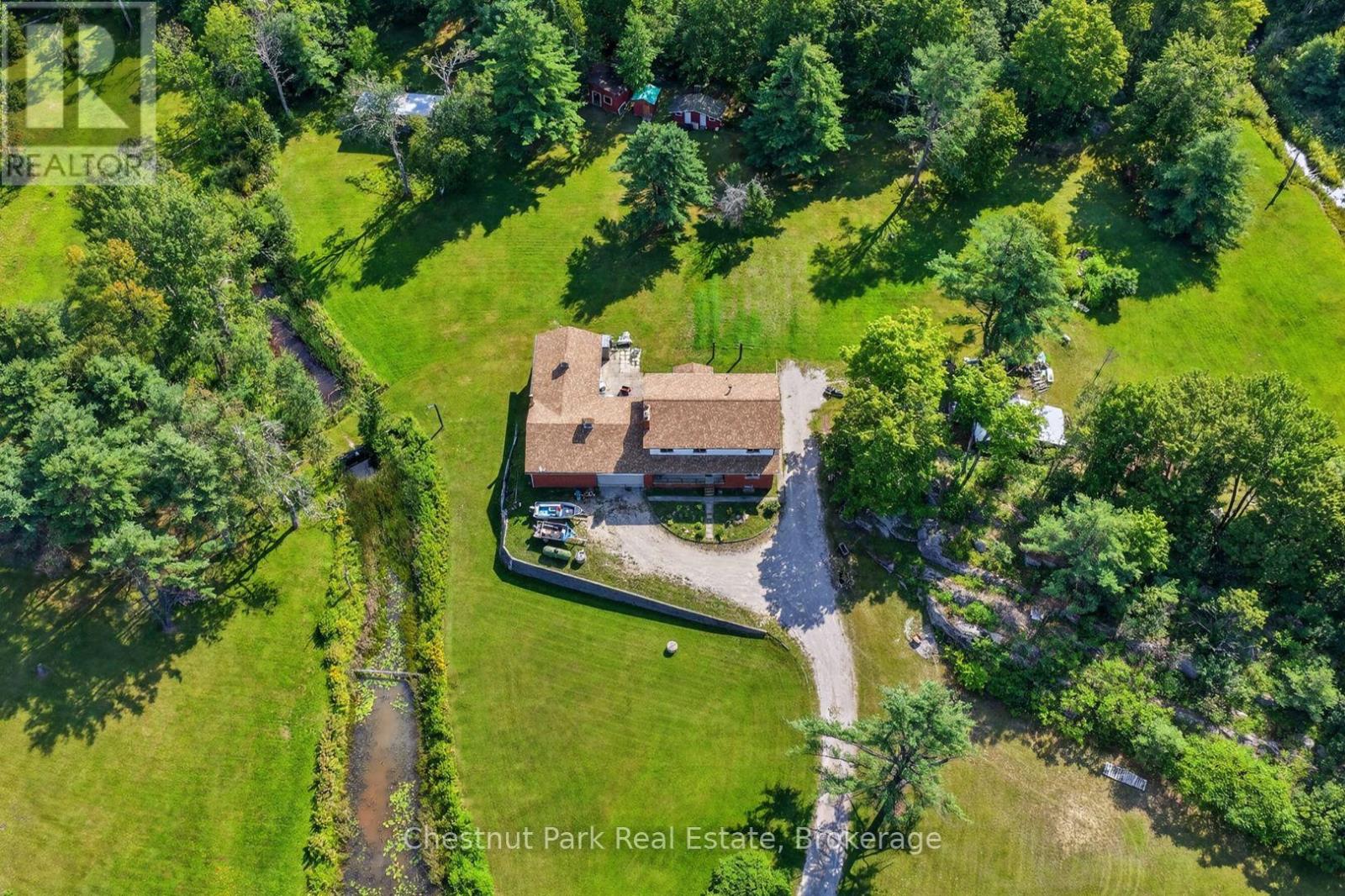 1304 11 Highway N, Gravenhurst, Ontario  P0E 1N0 - Photo 1 - X13759504