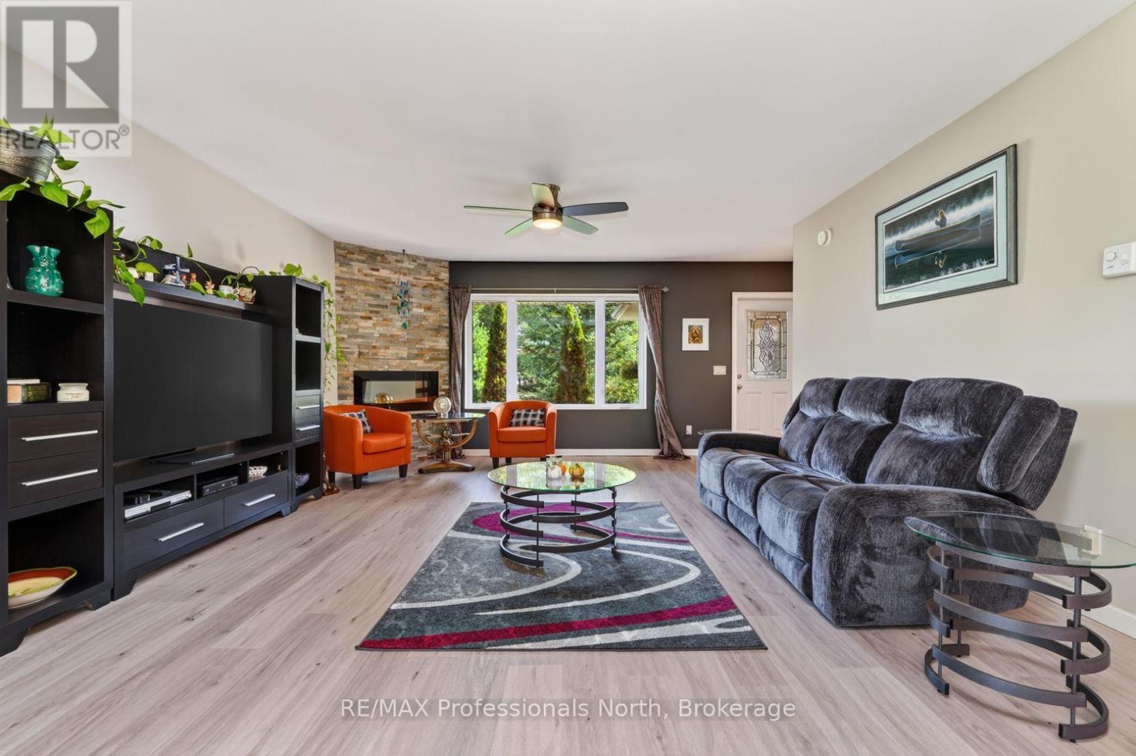 38 Goodwin Drive, Huntsville, Ontario P1H 2R3 - Photo 7 - X13762536