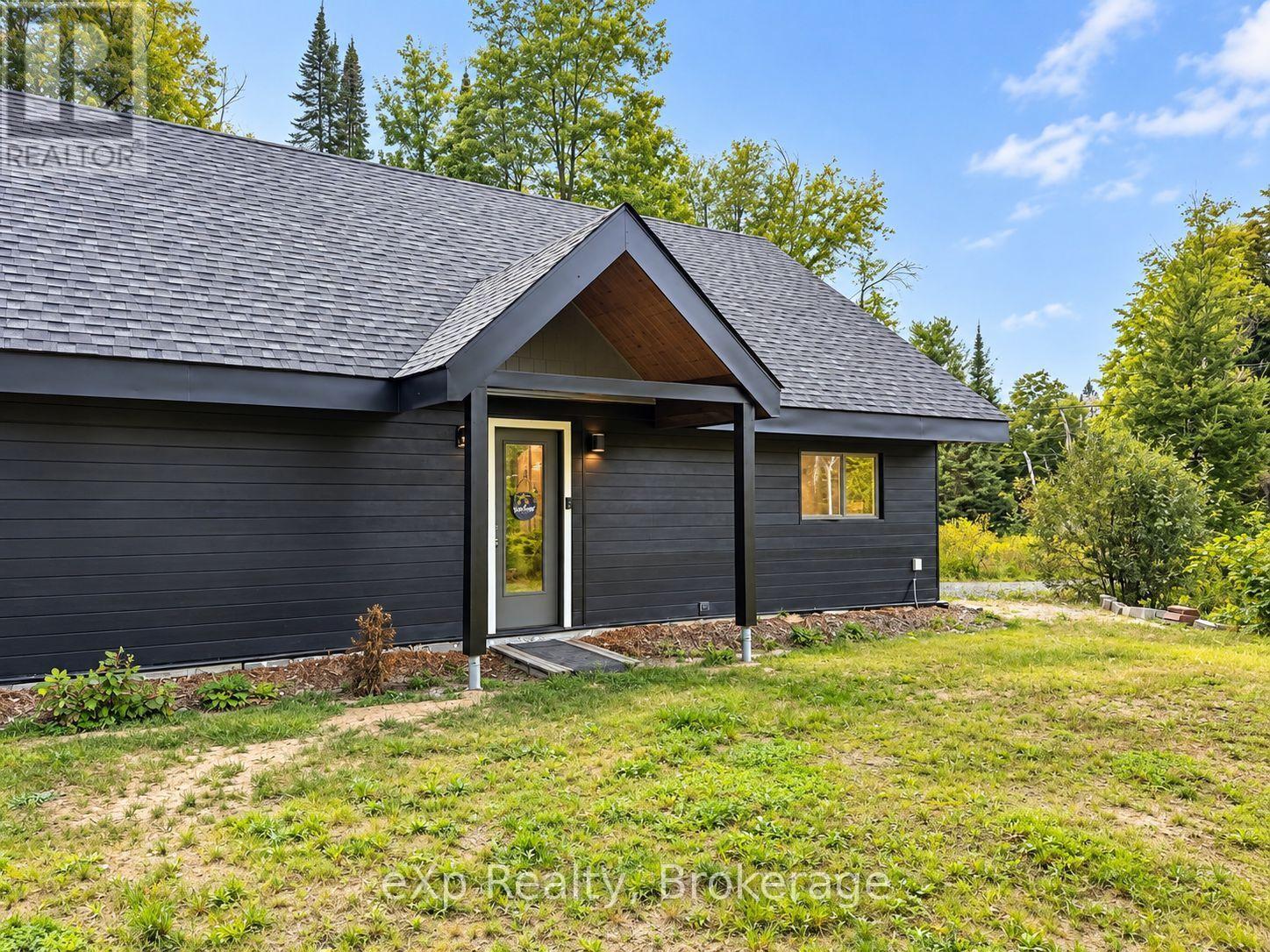 422 Balsam Chutes Road, Huntsville, Ontario  P0B 1L0 - Photo 4 - X13763998