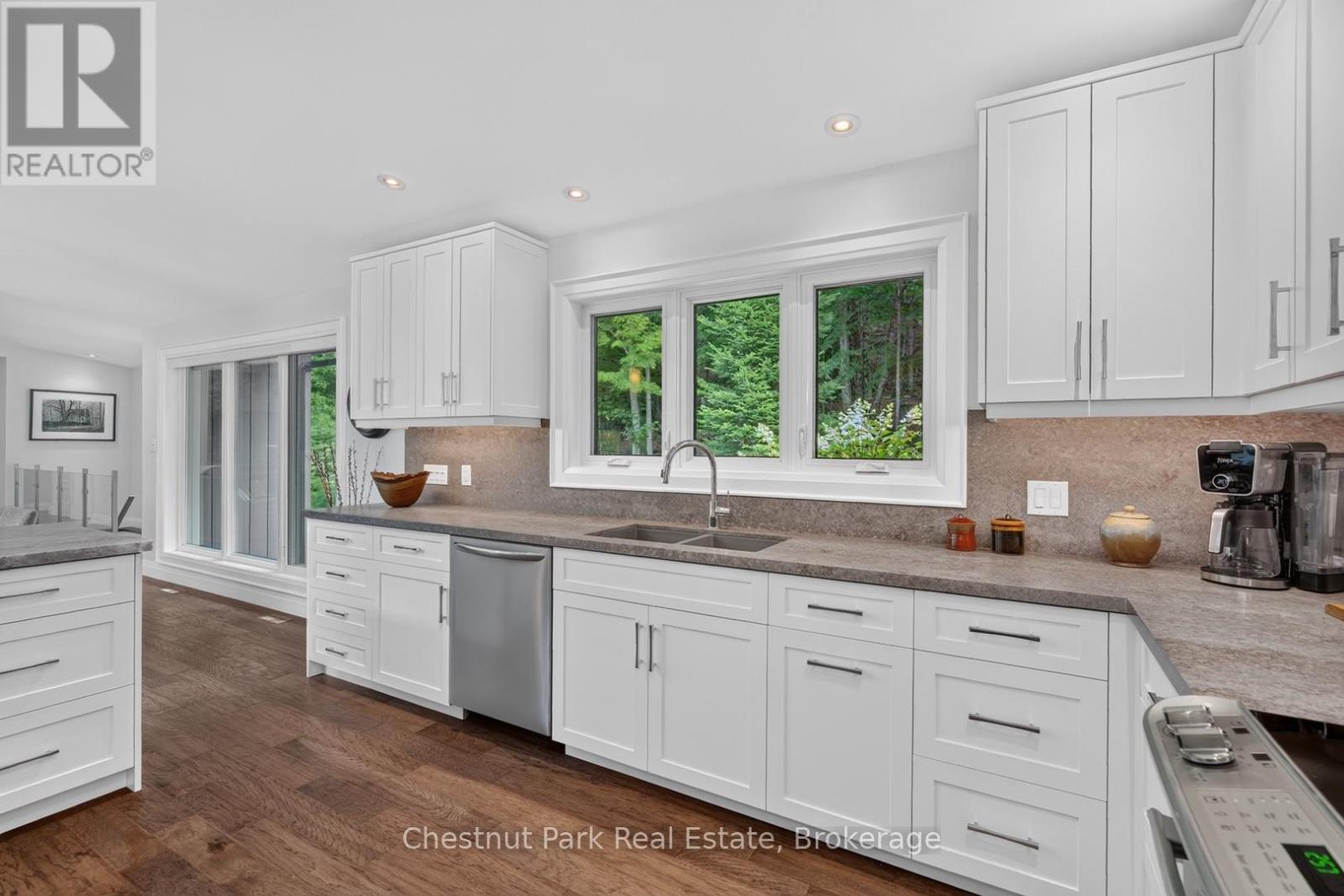 115 Lindgren Road E, Huntsville, Ontario  P1H 1Y6 - Photo 15 - X13764074