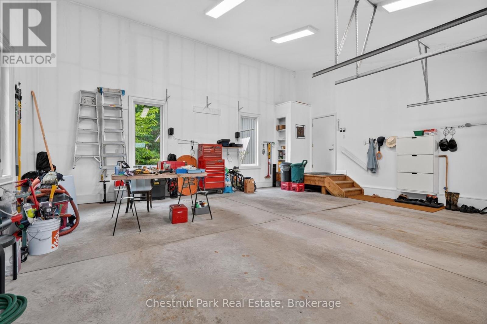 115 Lindgren Road E, Huntsville, Ontario  P1H 1Y6 - Photo 33 - X13764074