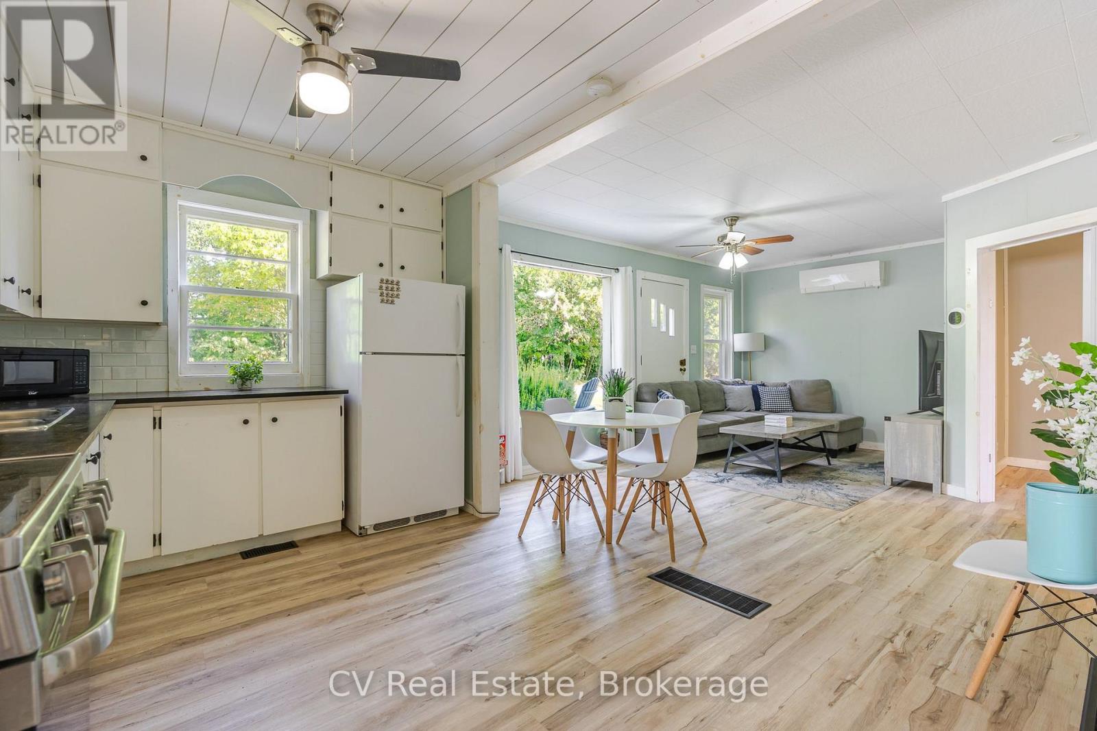 1016 Mill Street, Muskoka Lakes, Ontario  P0C 1A0 - Photo 12 - X13766836