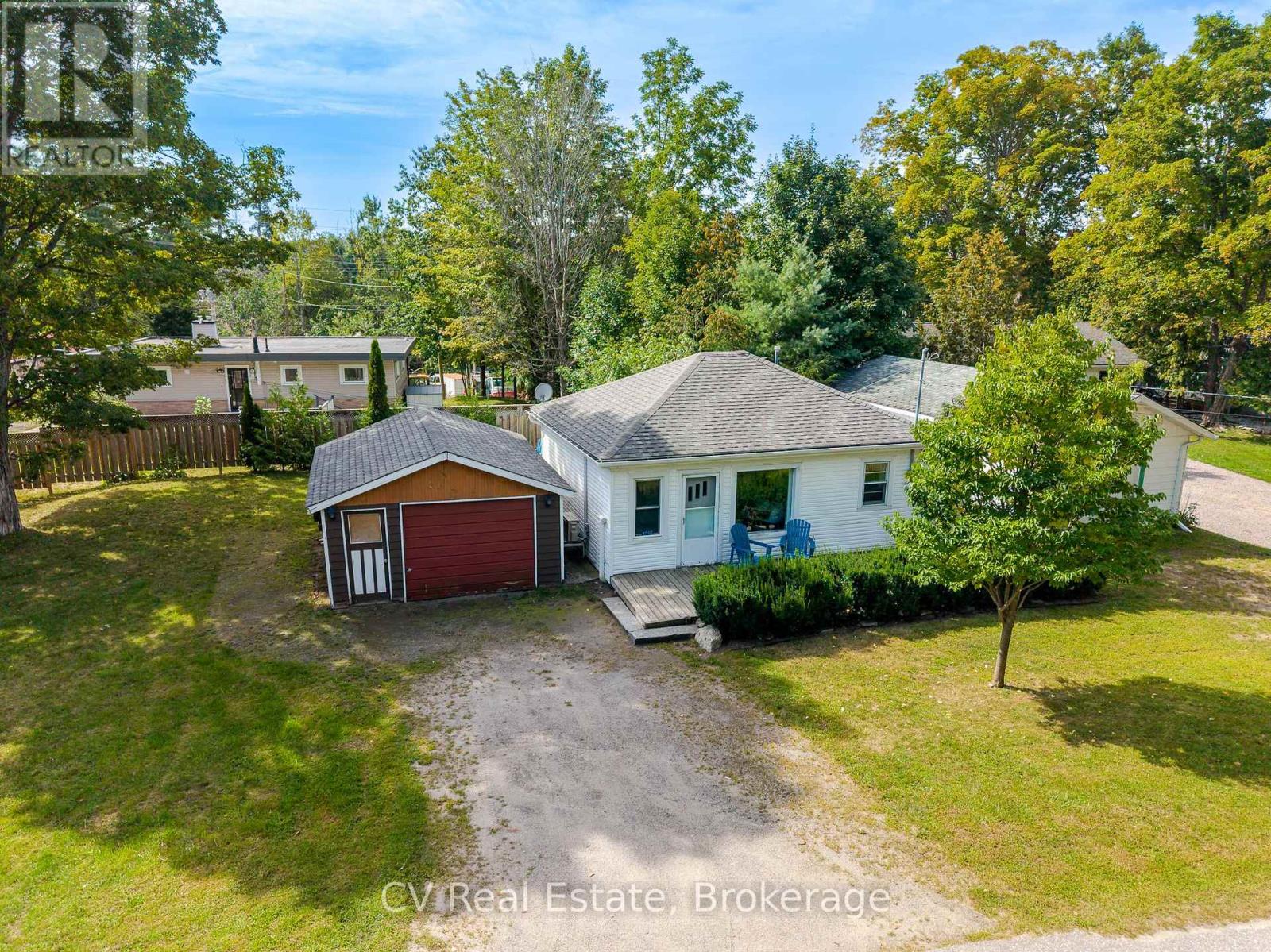 1016 Mill Street, Muskoka Lakes, Ontario  P0C 1A0 - Photo 2 - X13766836