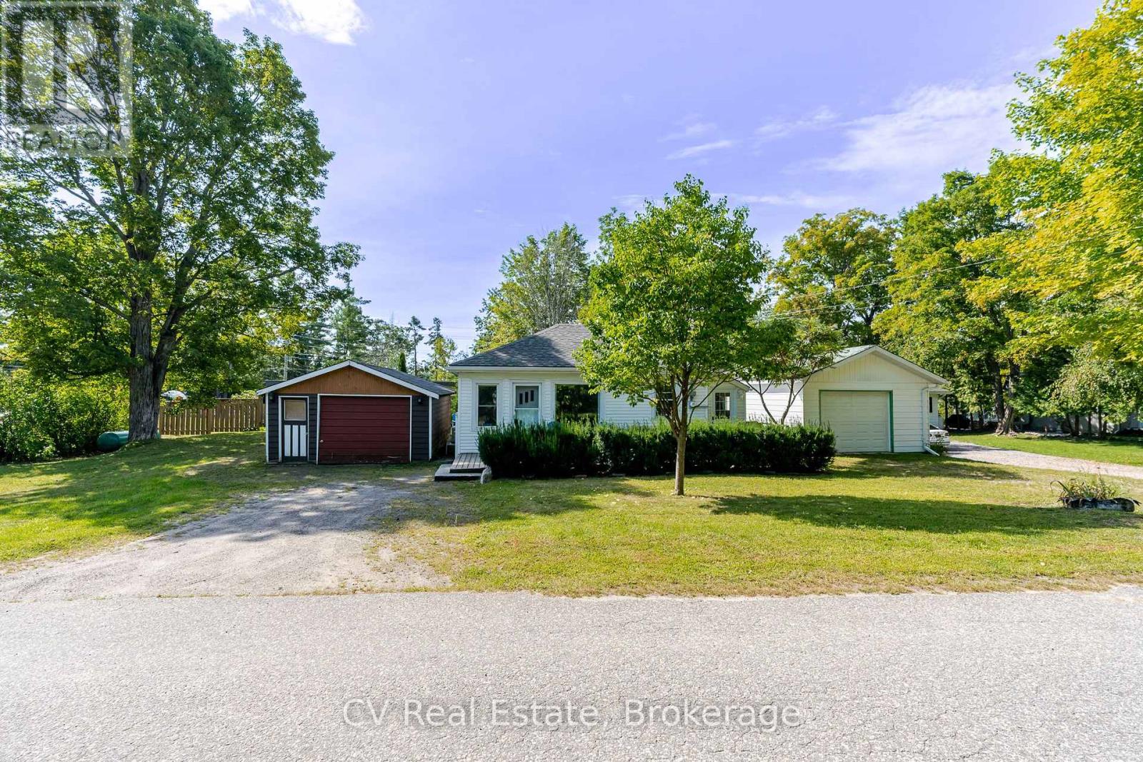 1016 Mill Street, Muskoka Lakes, Ontario  P0C 1A0 - Photo 3 - X13766836