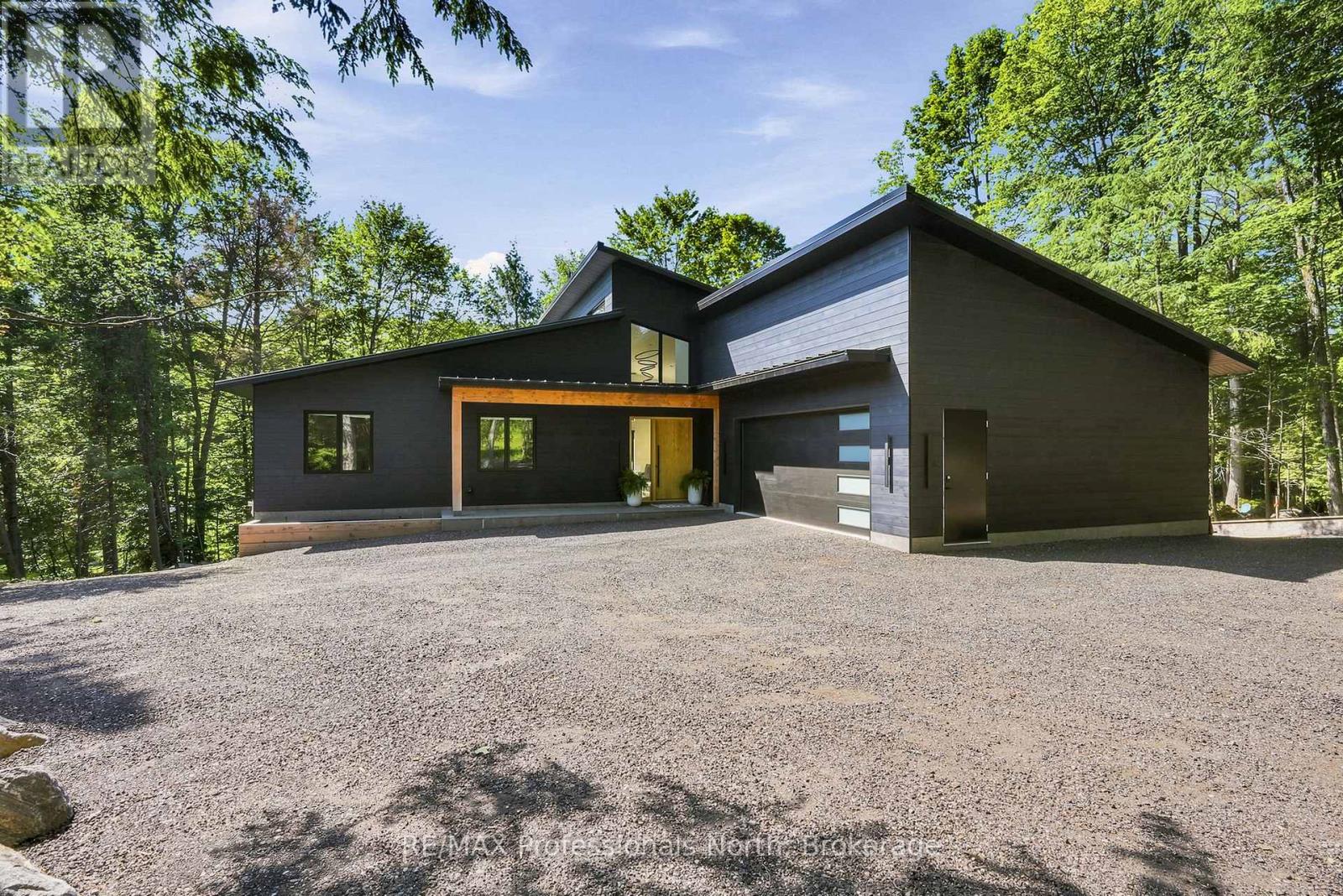 1192 High Falls Road, Bracebridge, Ontario  P1L 0L1 - Photo 2 - X13775942