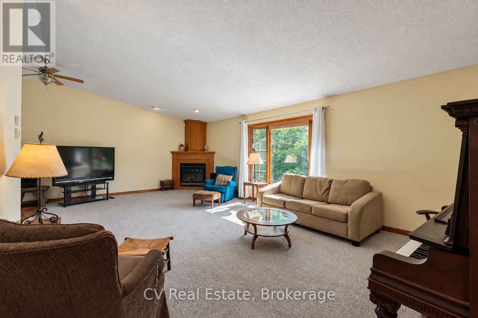 1045 Narrows Road, Gravenhurst, Ontario P1P 1R2 - Photo 16 - X13778612